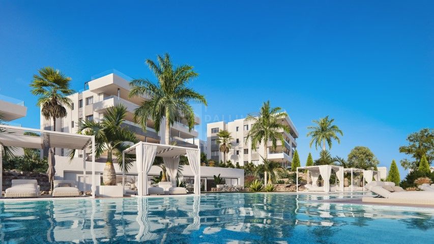 STYLISH 3 BEDROOM PENTHOUSE APARTMENT IN SPECTACULAR COMPLEX EAST OF MARBELLA