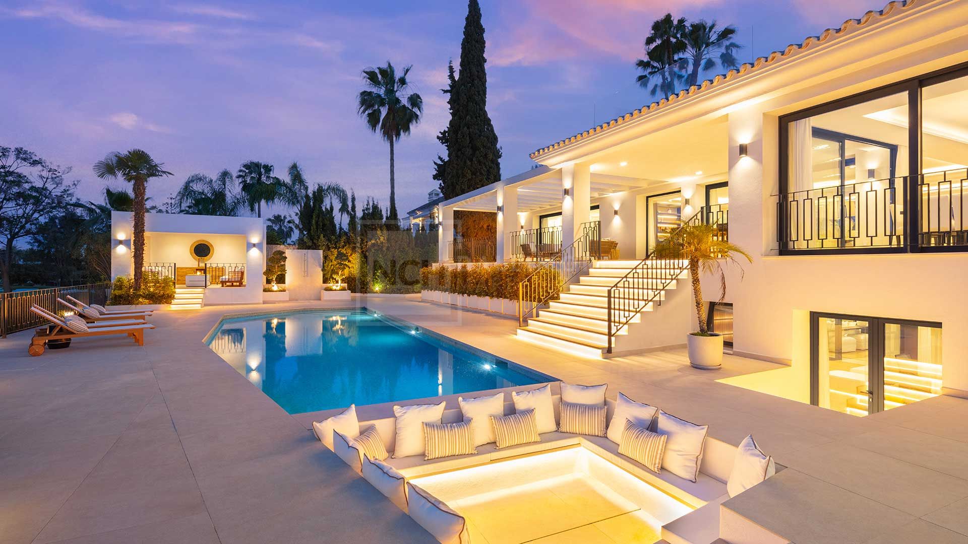 Stunning 5 Bedroom Villa in Nueva Andalucia