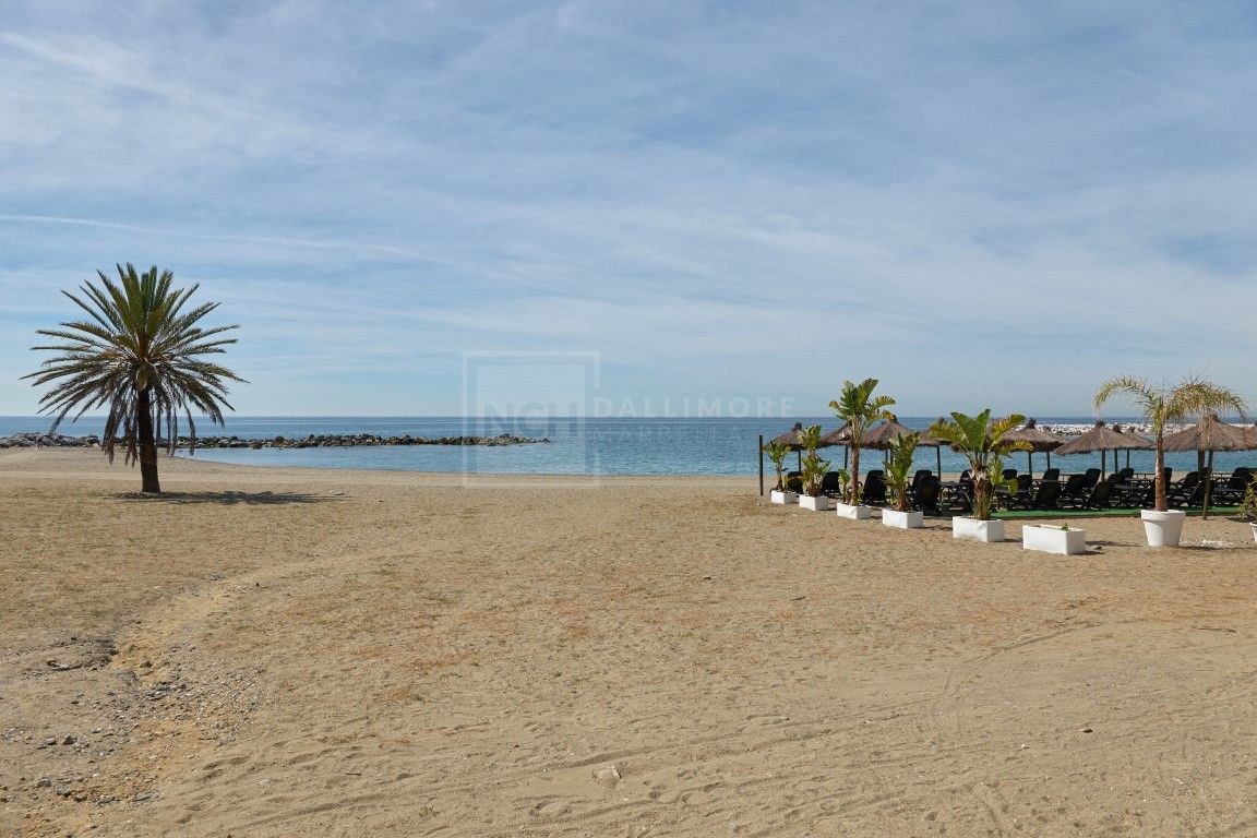 Apartamento en venta en Nueva Andalucia, Marbella