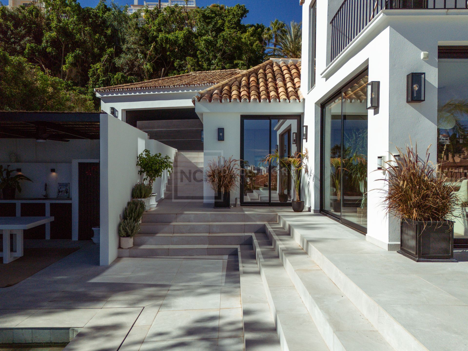 Villa en venta en Los Naranjos Hill Club, Marbella