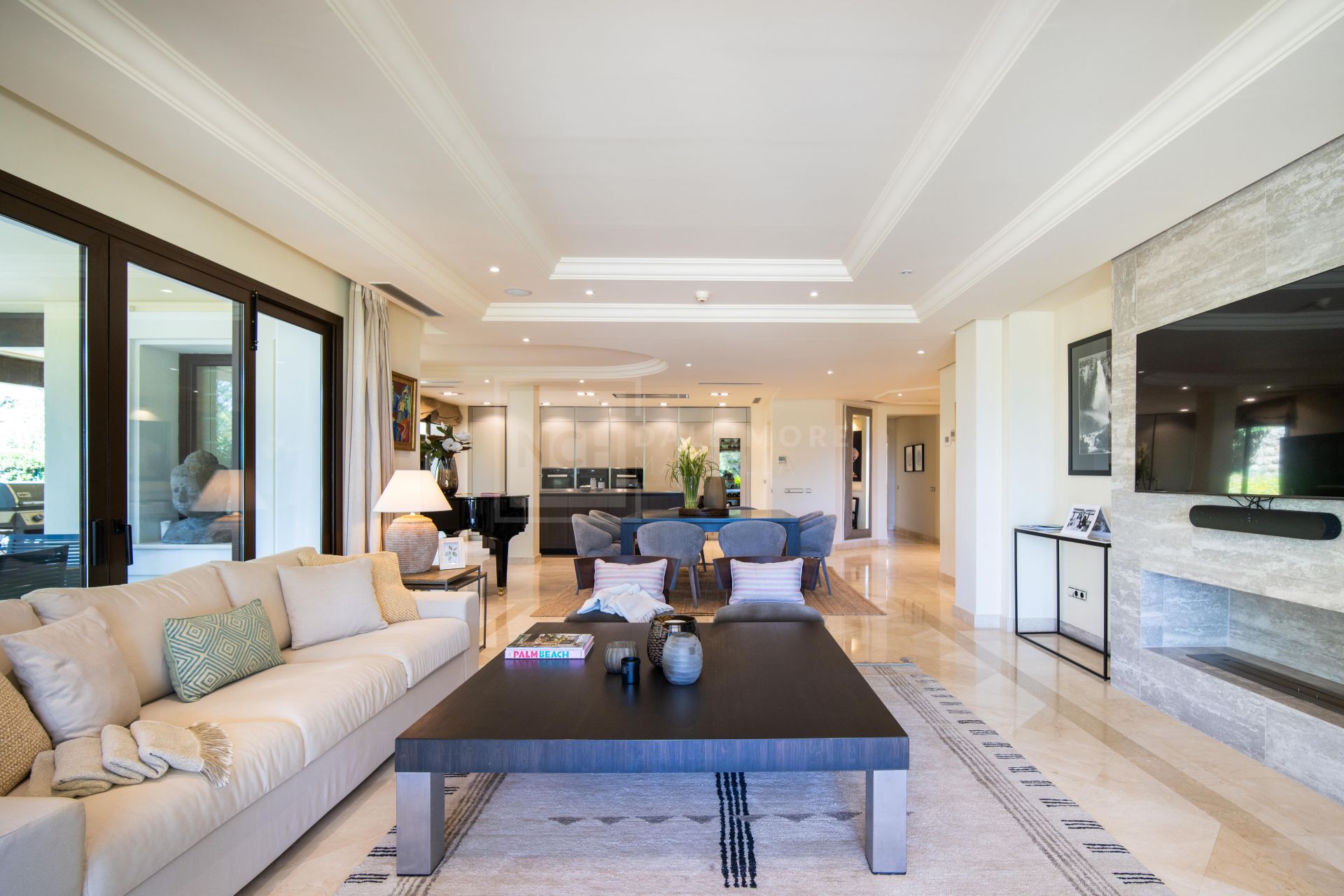 3 BEDROOM GROUND FLOOR APARTMENT IN ALOHA PARK - NUEVA ANDALUCIA