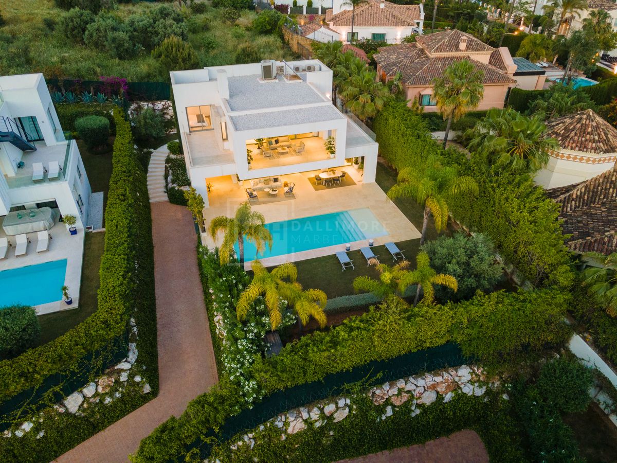 DESIGNER VILLA LOCATED IN A GATED COMMUNITY IN THE GOLF VALLEY