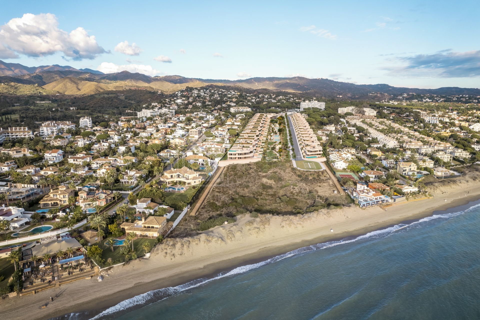 Apartamento Planta Baja en venta en Las Chapas, Marbella
