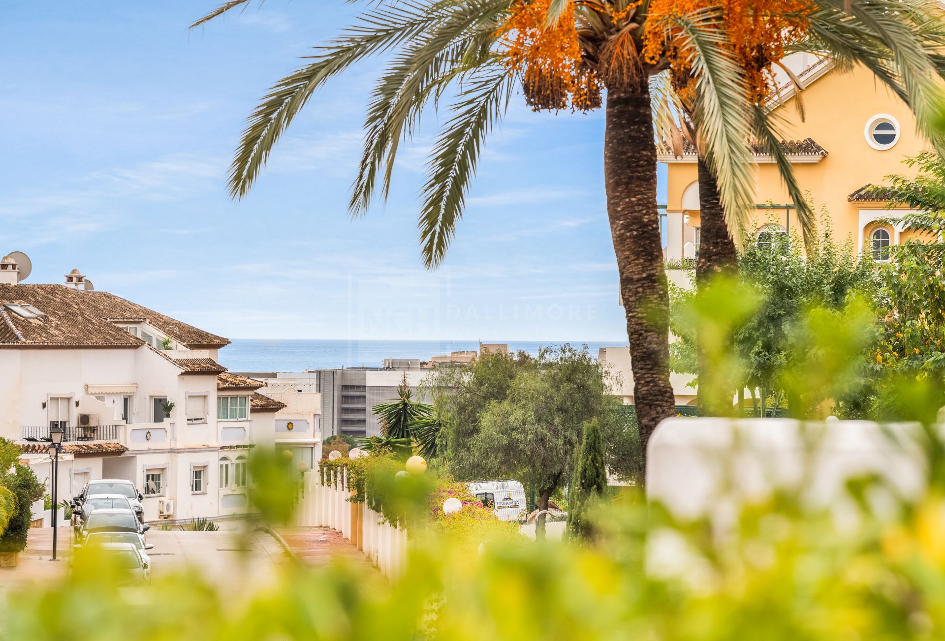 ATTRACTIVE 3 BEDROOM APARTMENT, NUEVA ANDALUCIA, MARBELLA