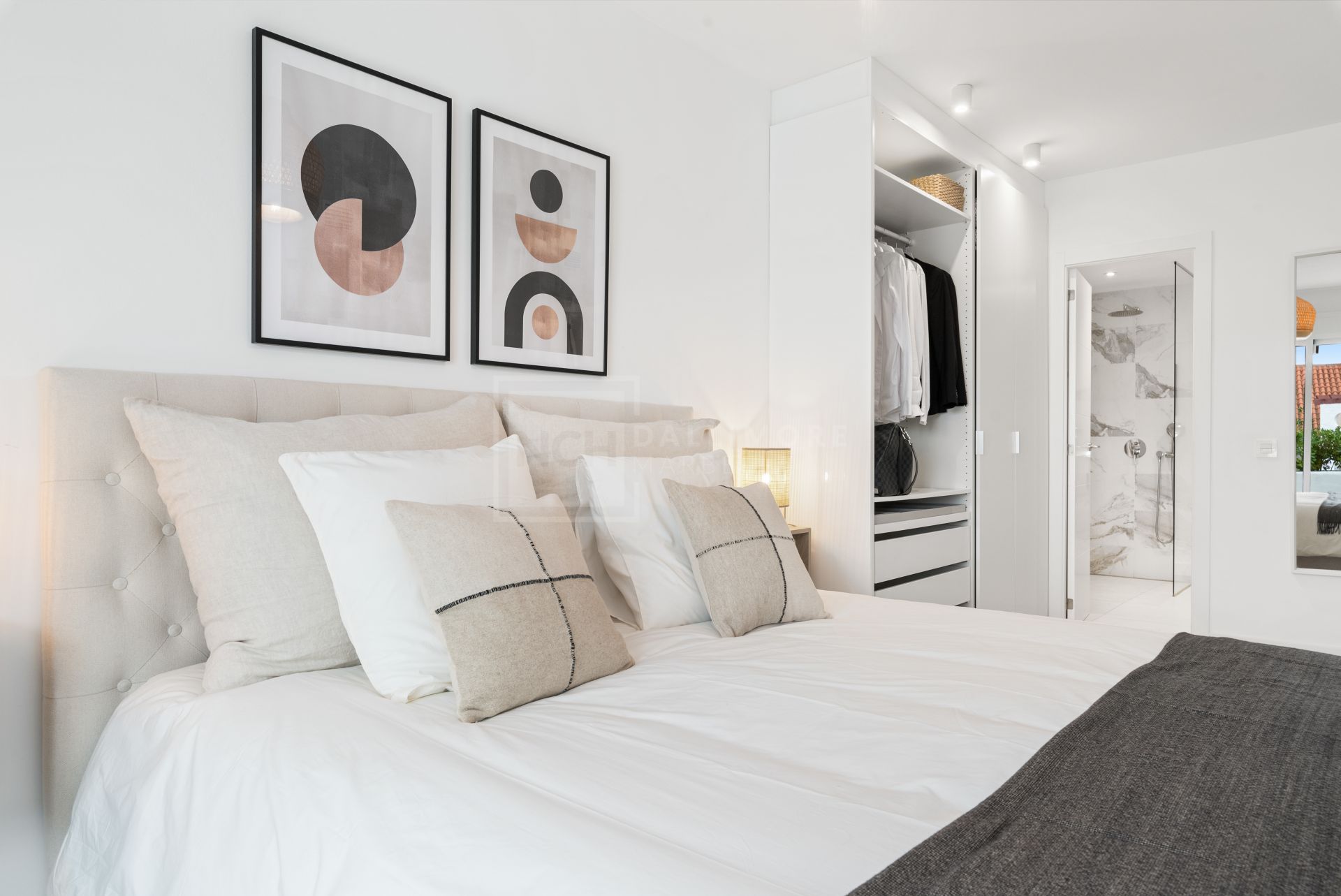 ATTRACTIVE 3 BEDROOM APARTMENT, NUEVA ANDALUCIA, MARBELLA