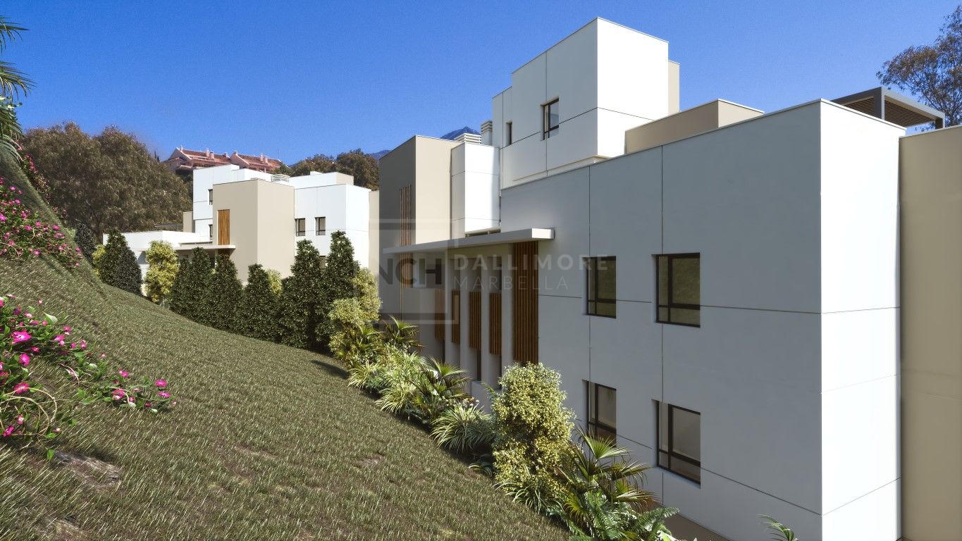 INCREDIBLE INVESTMENT: 3-BEDROOM CONTEMPORARY APARTMENT OVERLOOKING LAKE NUEVA ANDALUCIA MARBELLA