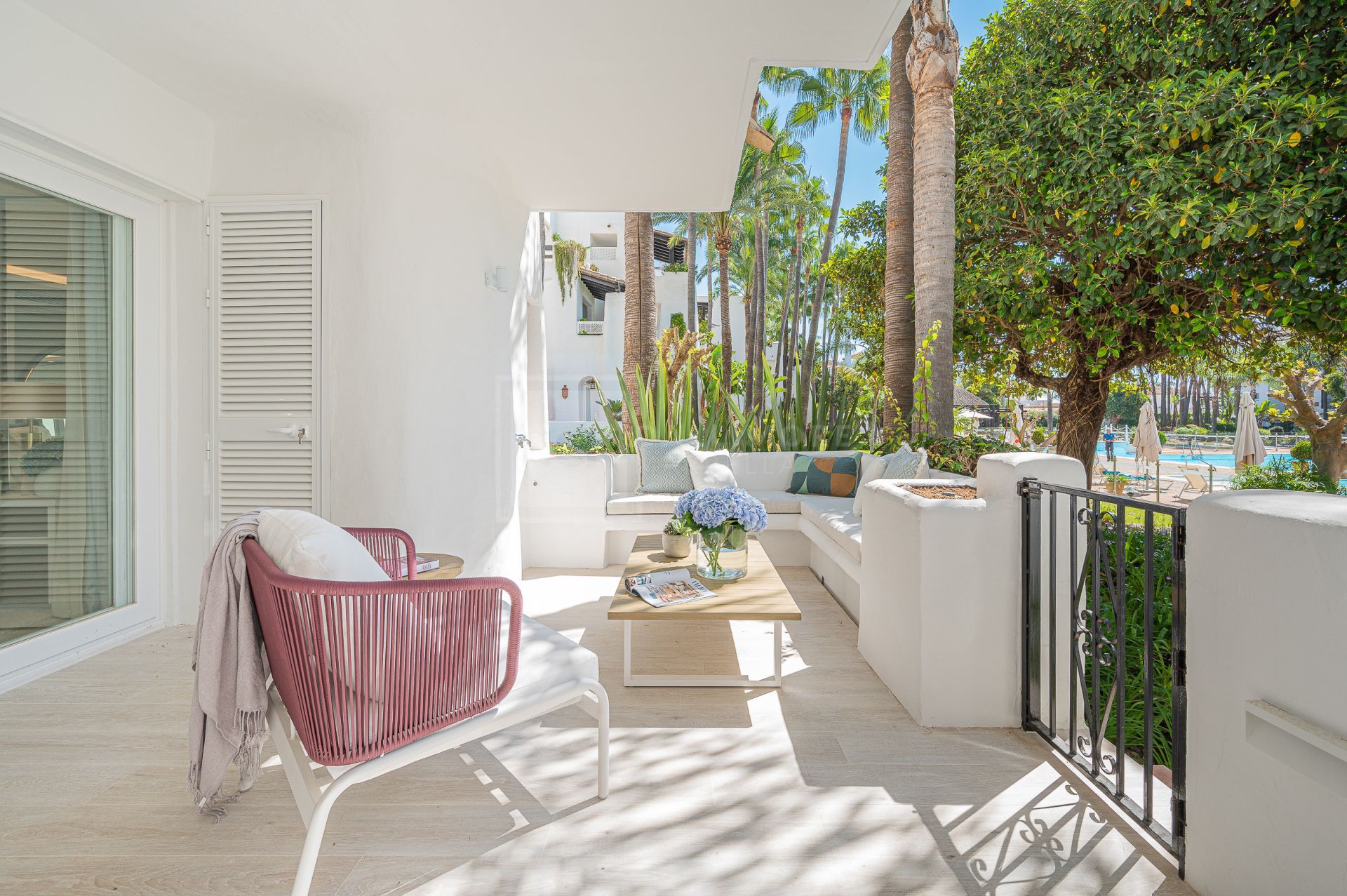 Apartamento Planta Baja en venta en Puente Romano, Marbella
