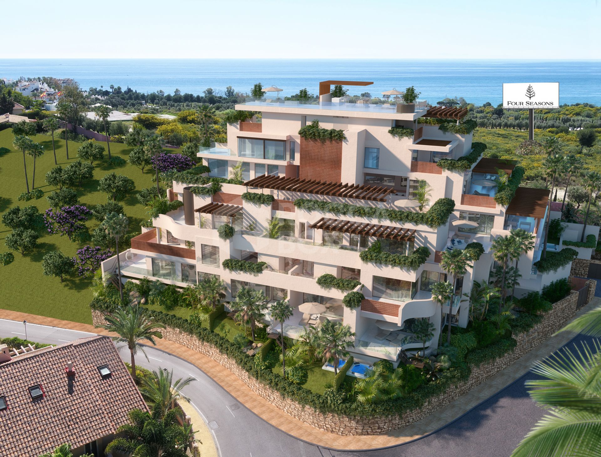 STUNNING BRAND NEW 2-BEDROOM GROUND FLOOR DUPLEX APARTMENT IN RIO REAL MARBELLA