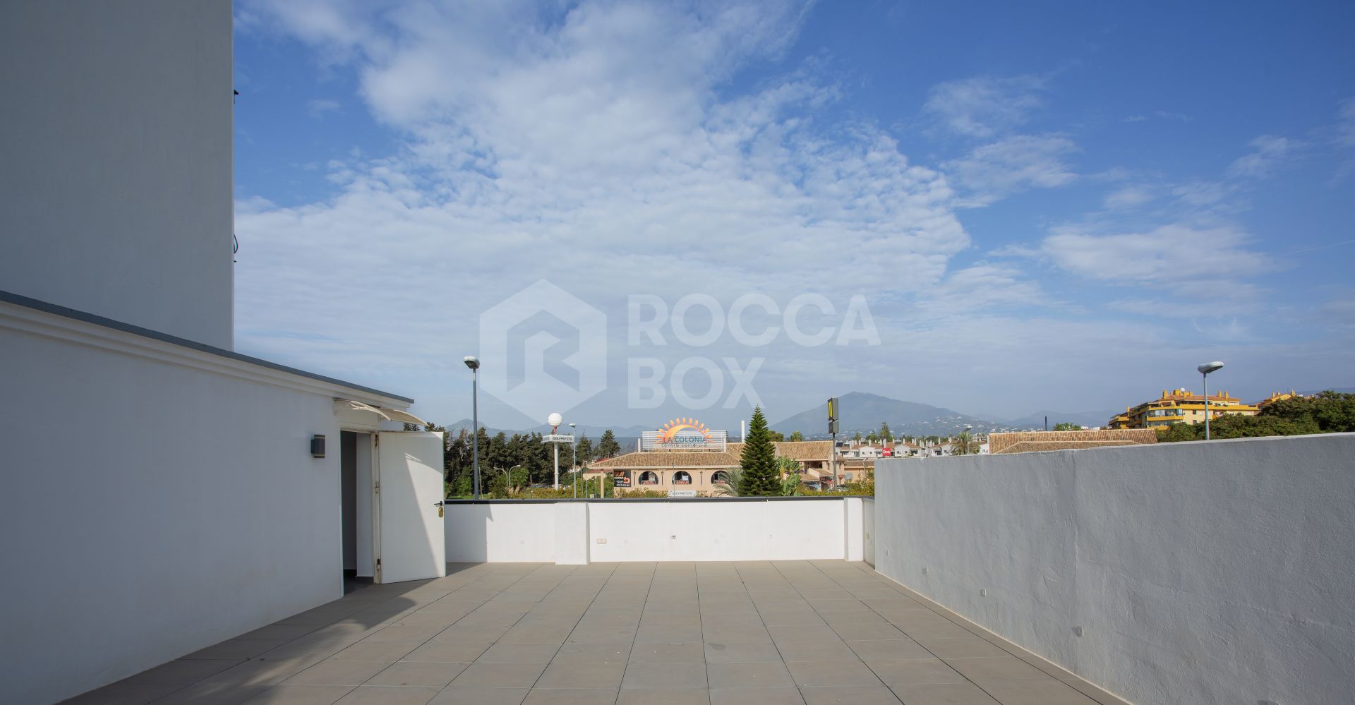 COMMERCIAL BUILDING IN THE HEART OF SAN PEDRO DE ALCANTARA