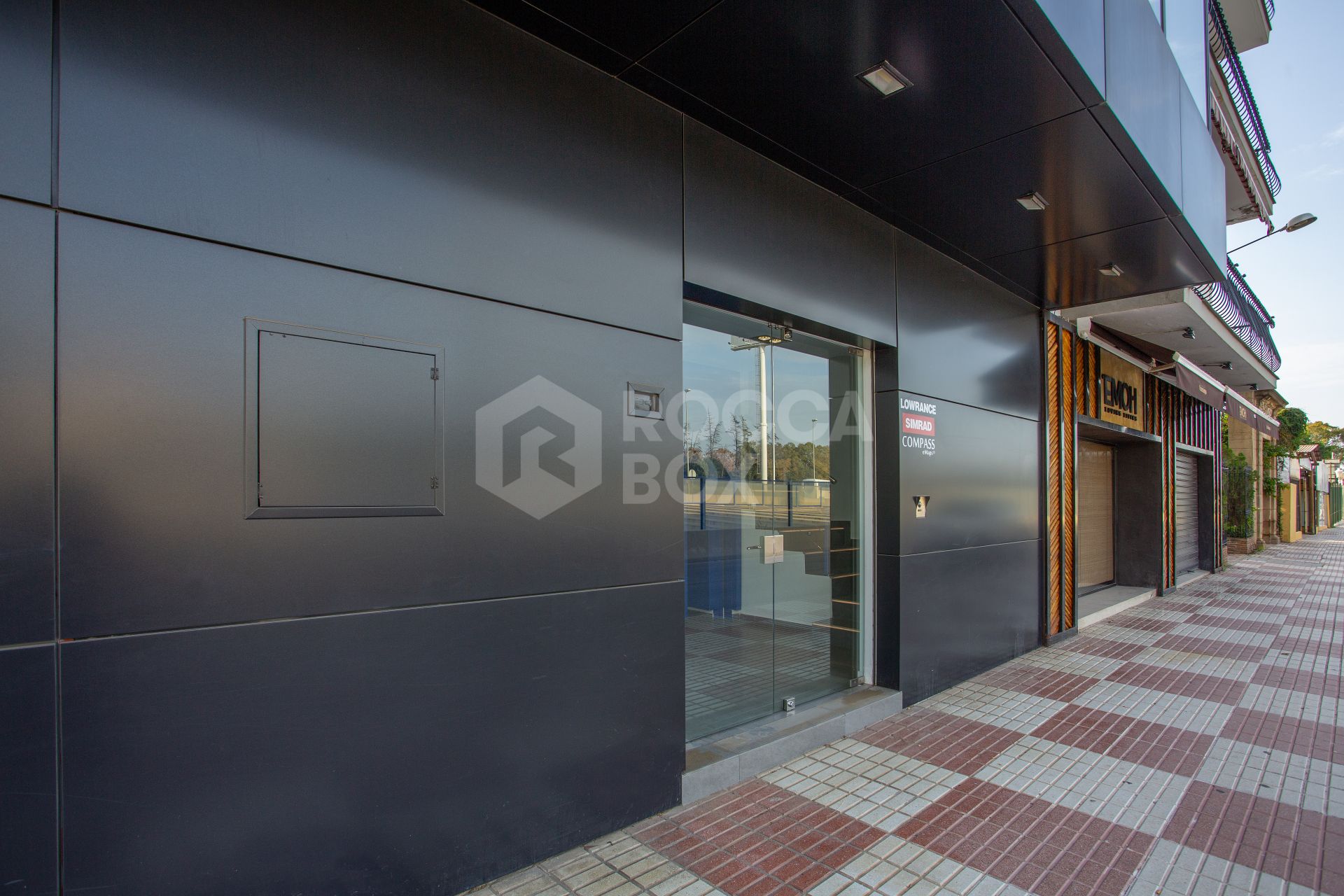 COMMERCIAL BUILDING IN THE HEART OF SAN PEDRO DE ALCANTARA