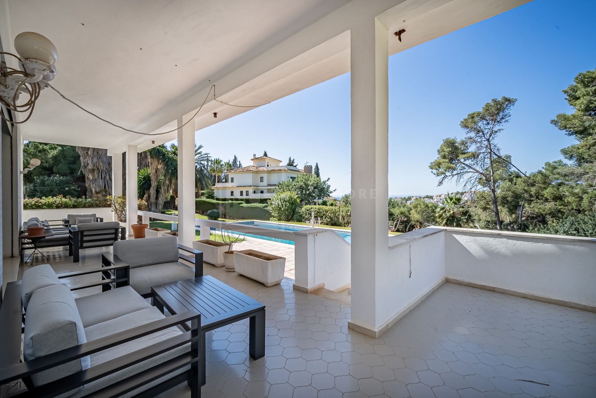 BREATHTAKING MARBELLA ESTATE WITH PANORAMIC VIEWS AND UNMATCHED ELEGANCE