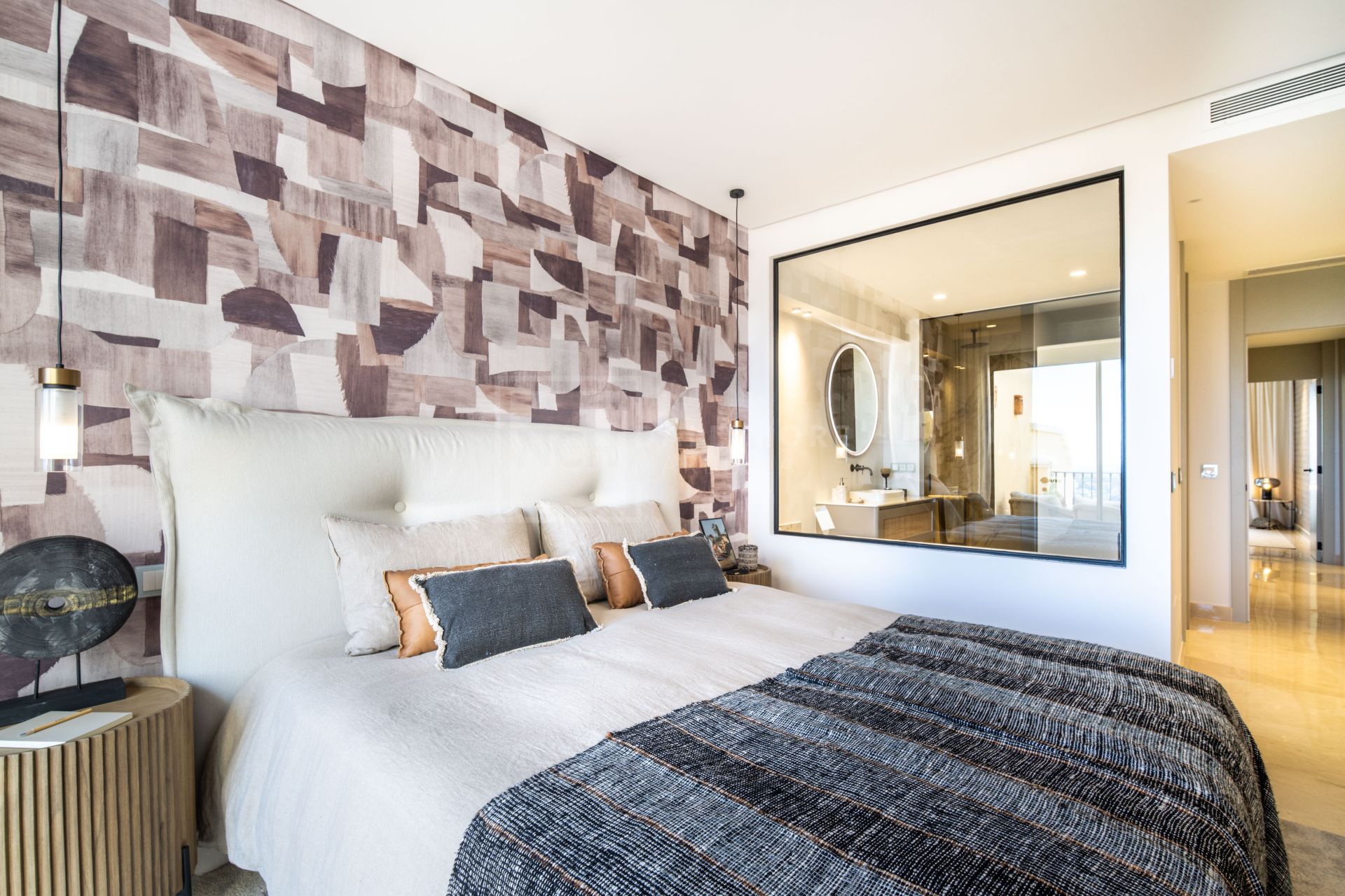 Fully Renovated Luxury Penthouse in Buenavista, La Quinta