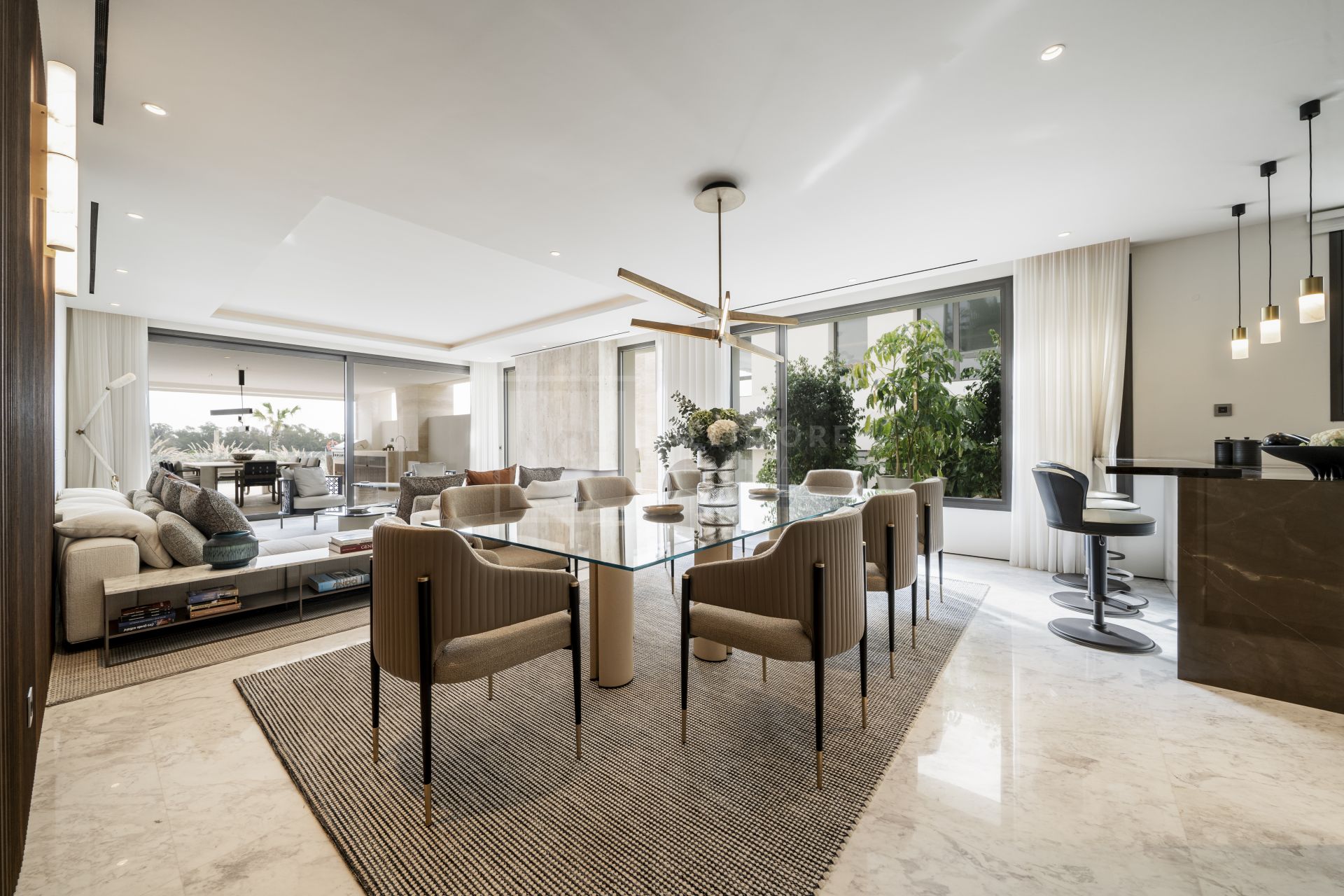 LUXURY FENDI-DESIGNED DUPLEX IN EPIC MARBELLA ON THE GOLDEN MILE