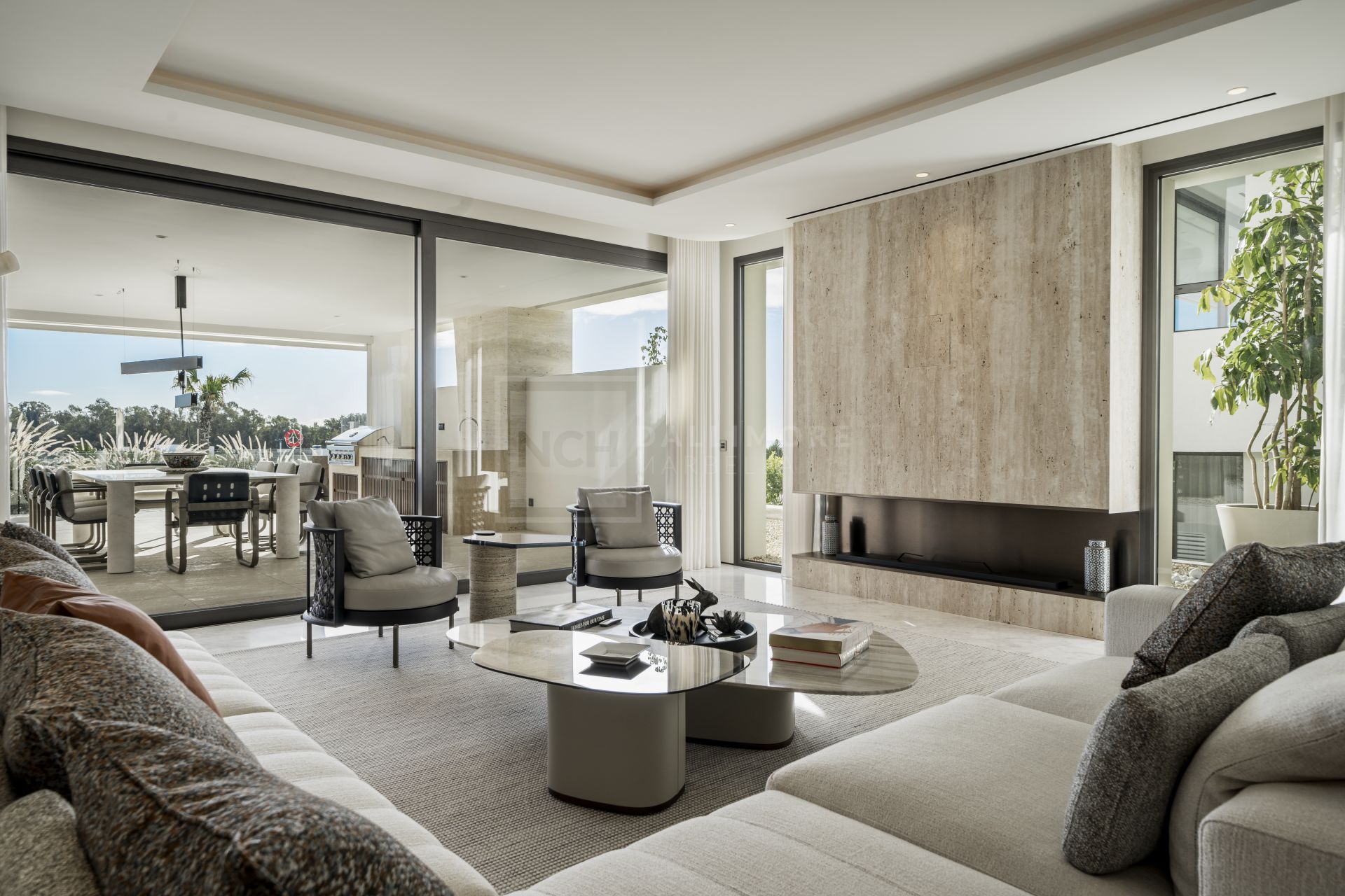 LUXURY FENDI-DESIGNED DUPLEX IN EPIC MARBELLA ON THE GOLDEN MILE