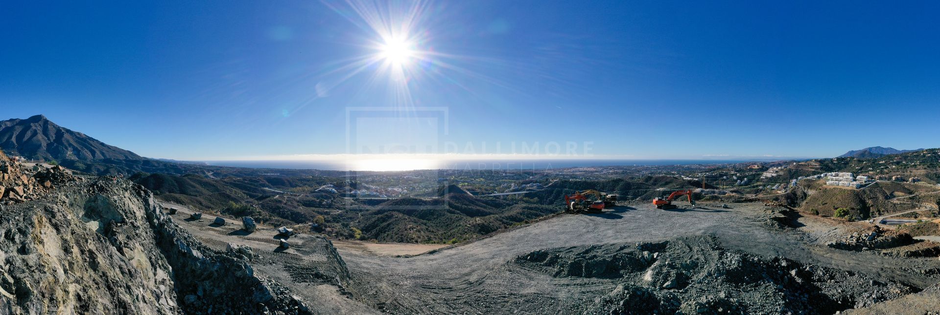 SOPHISTICATED SUSTAINABLE HOMES WITH SWEEPING PANORAMAS AND PRIVATE AMENITIES IN THE ESTEEMED REAL DE LA QUINTA