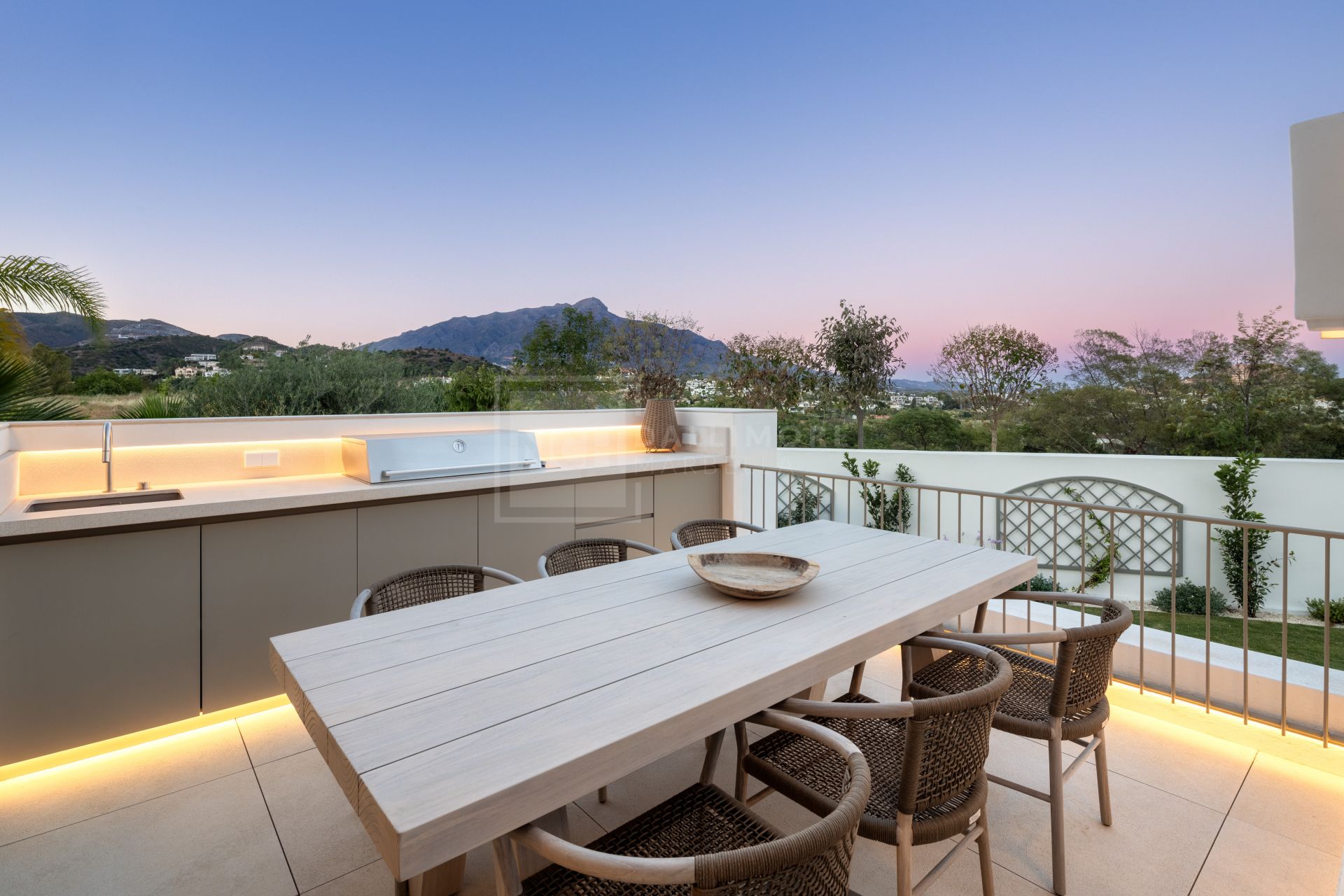 EXQUISITELY RENOVATED MEDITERRANEAN VILLA WITH PANORAMIC VIEWS AND LUXURY AMENITIES IN PRESTIGIOUS LA QUINTA LOCATION