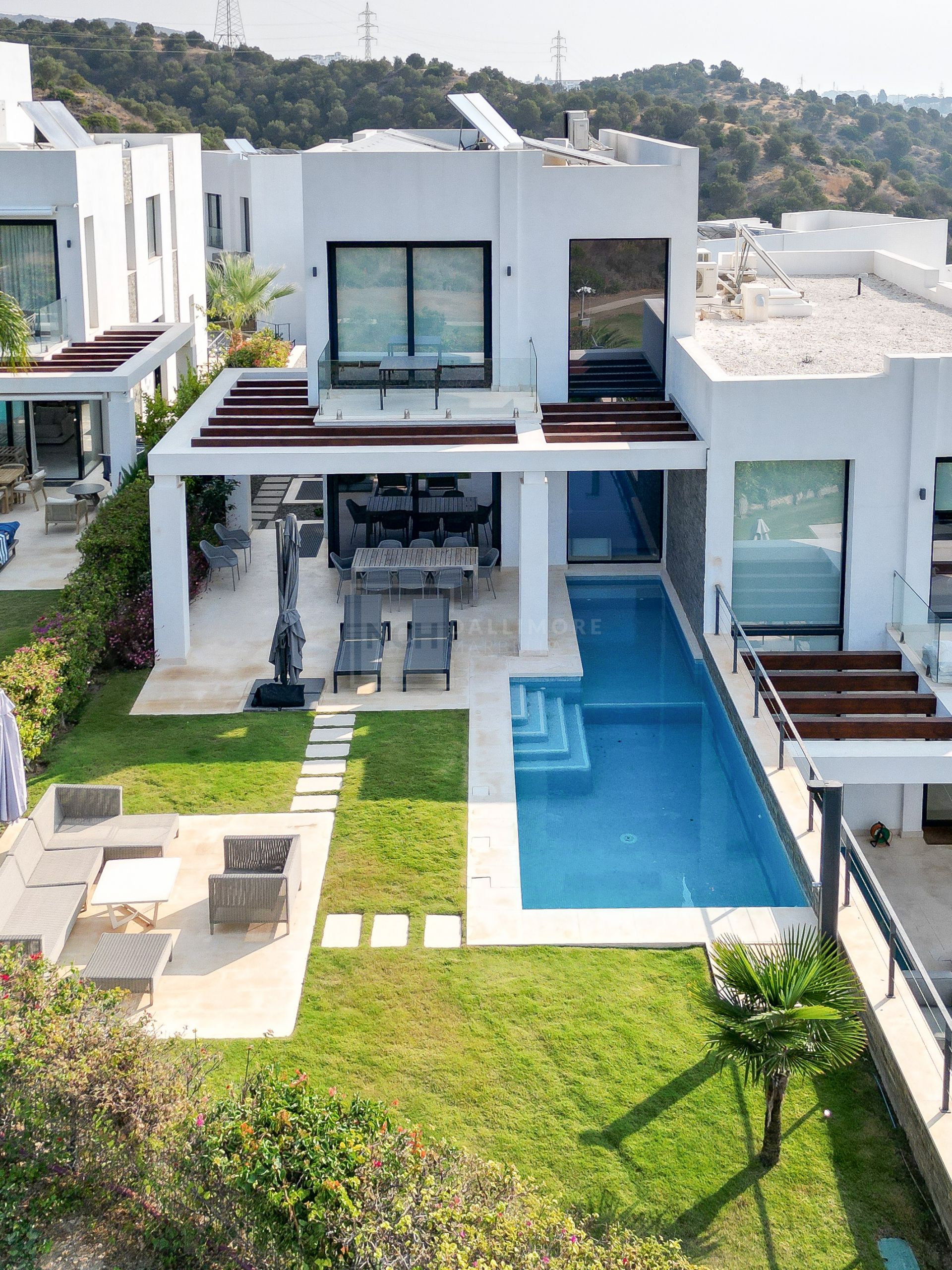 Villa Pareada en venta en Calahonda, Mijas Costa