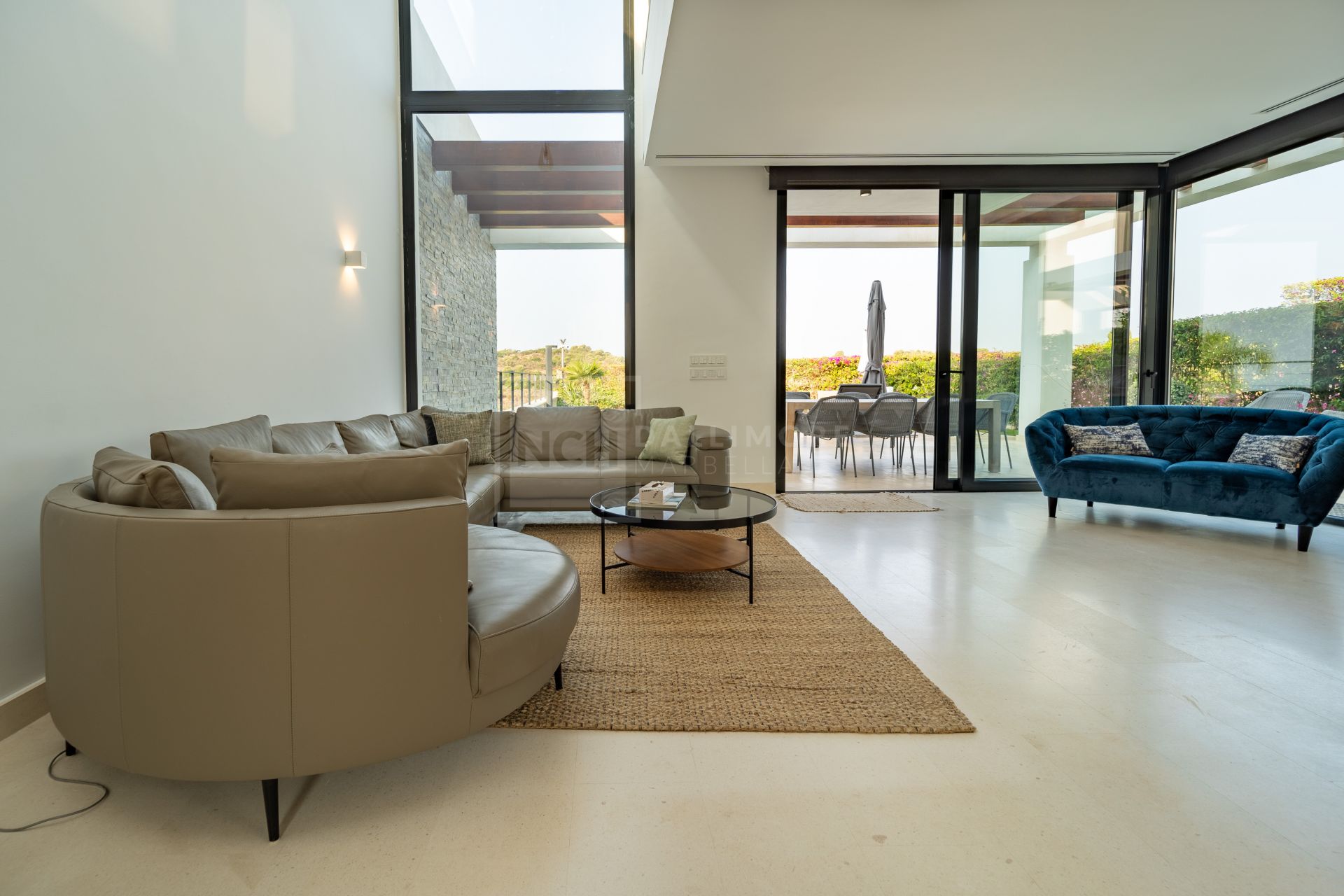 Villa Pareada en venta en Calahonda, Mijas Costa