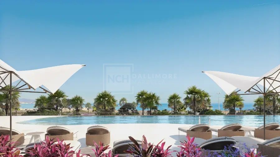 SPECTACULAR 4 BEDROOM FRONT LINE BEACH PENTHOUSE