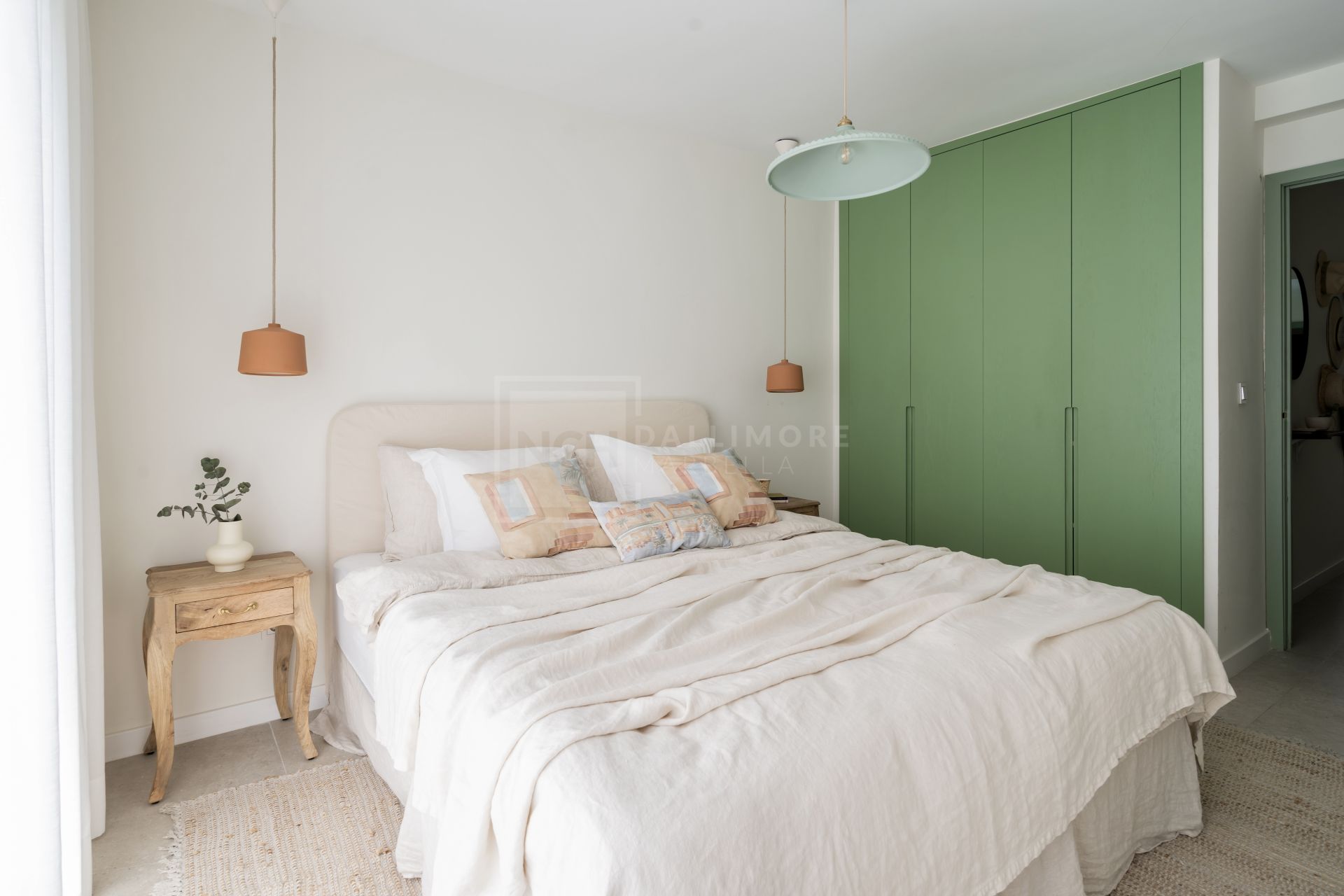CHARMING TOWNHOUSE IN THE CENTRE OF SAN PEDRO