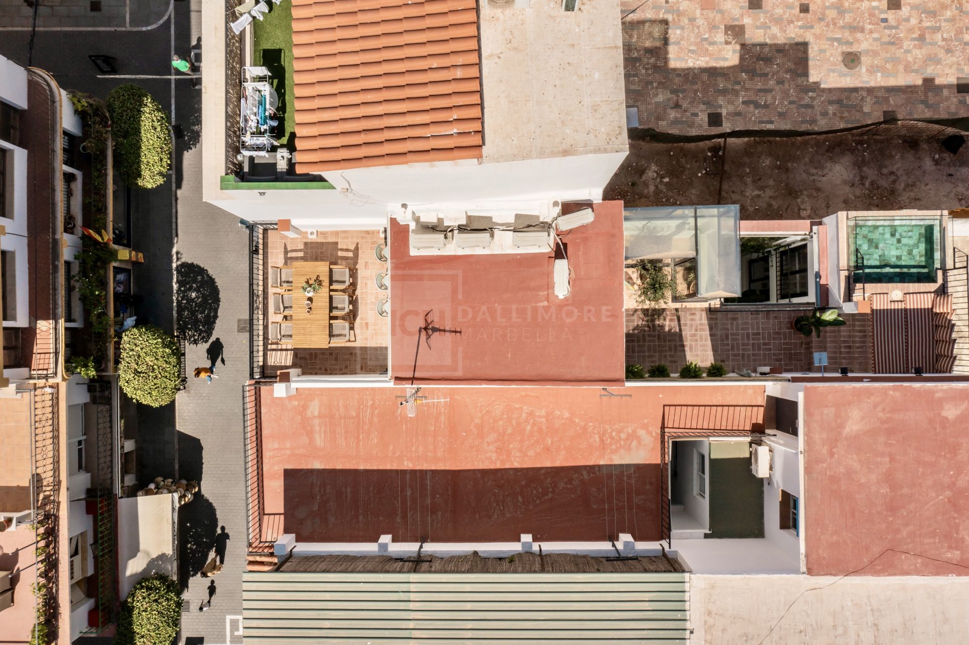CHARMING TOWNHOUSE IN THE CENTRE OF SAN PEDRO