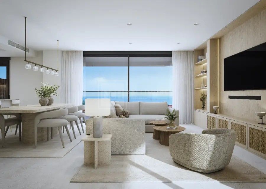 APARTAMENTO DE LUJO EN PLANTA BAJA AL OESTE DE ESTEPONA