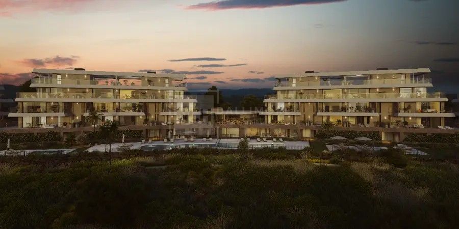 APARTAMENTO DE LUJO EN PLANTA BAJA AL OESTE DE ESTEPONA