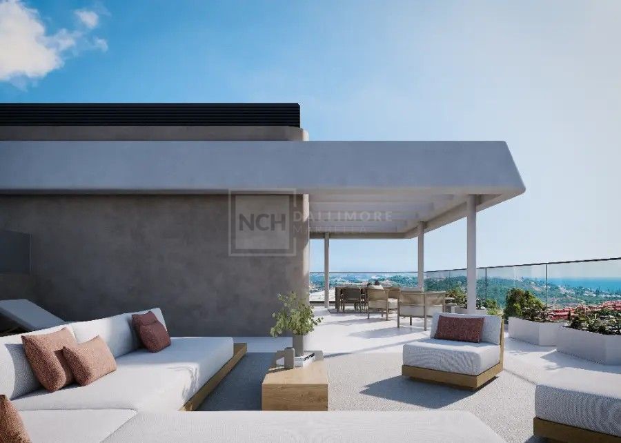 APARTAMENTO DE LUJO EN PLANTA BAJA AL OESTE DE ESTEPONA