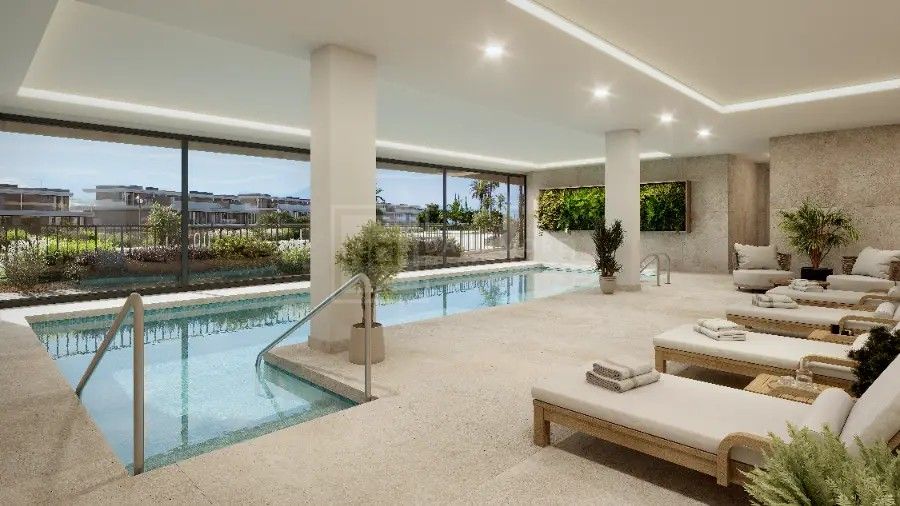 APARTAMENTO DE LUJO EN PLANTA BAJA AL OESTE DE ESTEPONA