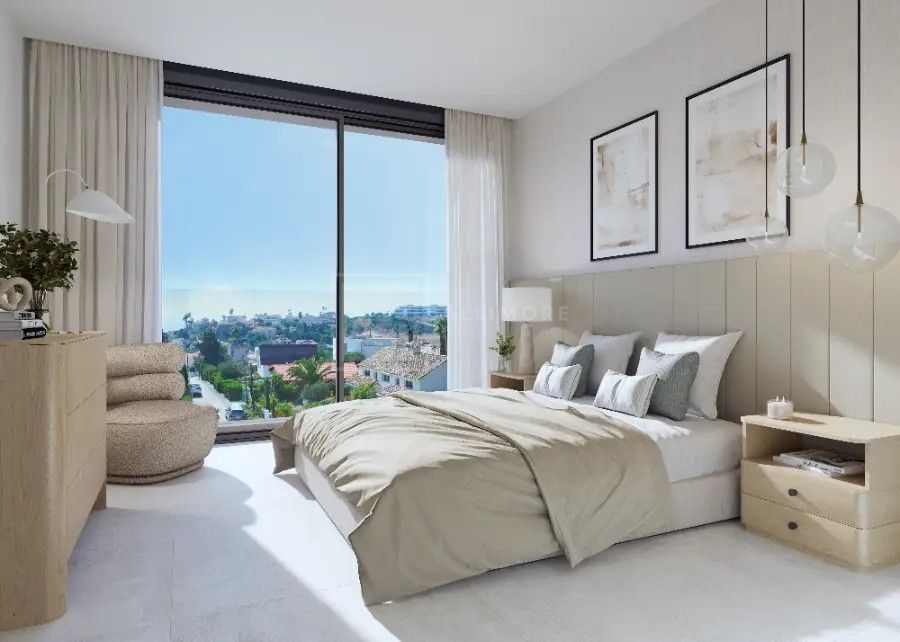 APARTAMENTO DE LUJO EN PLANTA BAJA AL OESTE DE ESTEPONA