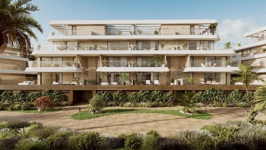 APARTAMENTO DE LUJO EN PLANTA BAJA AL OESTE DE ESTEPONA