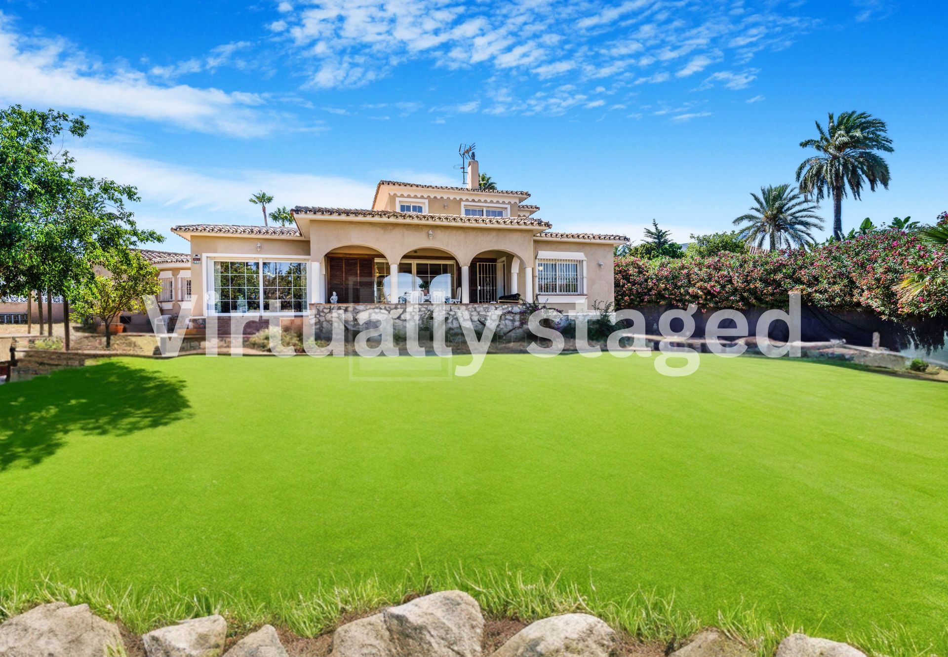 AMAZING INVESTMENT VILLA IN GUADALMINA ALTA