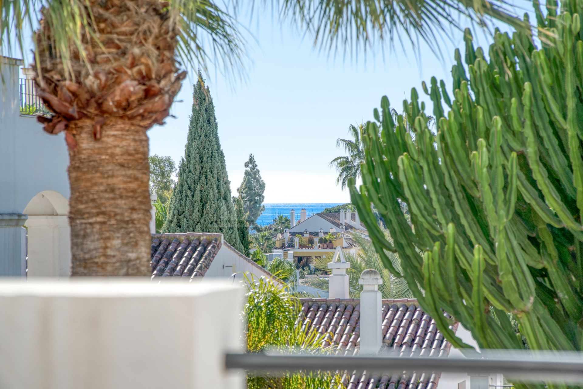 CHARMING 2 BEDROOM APARTMENT GOLDEN MILE MARBELLA