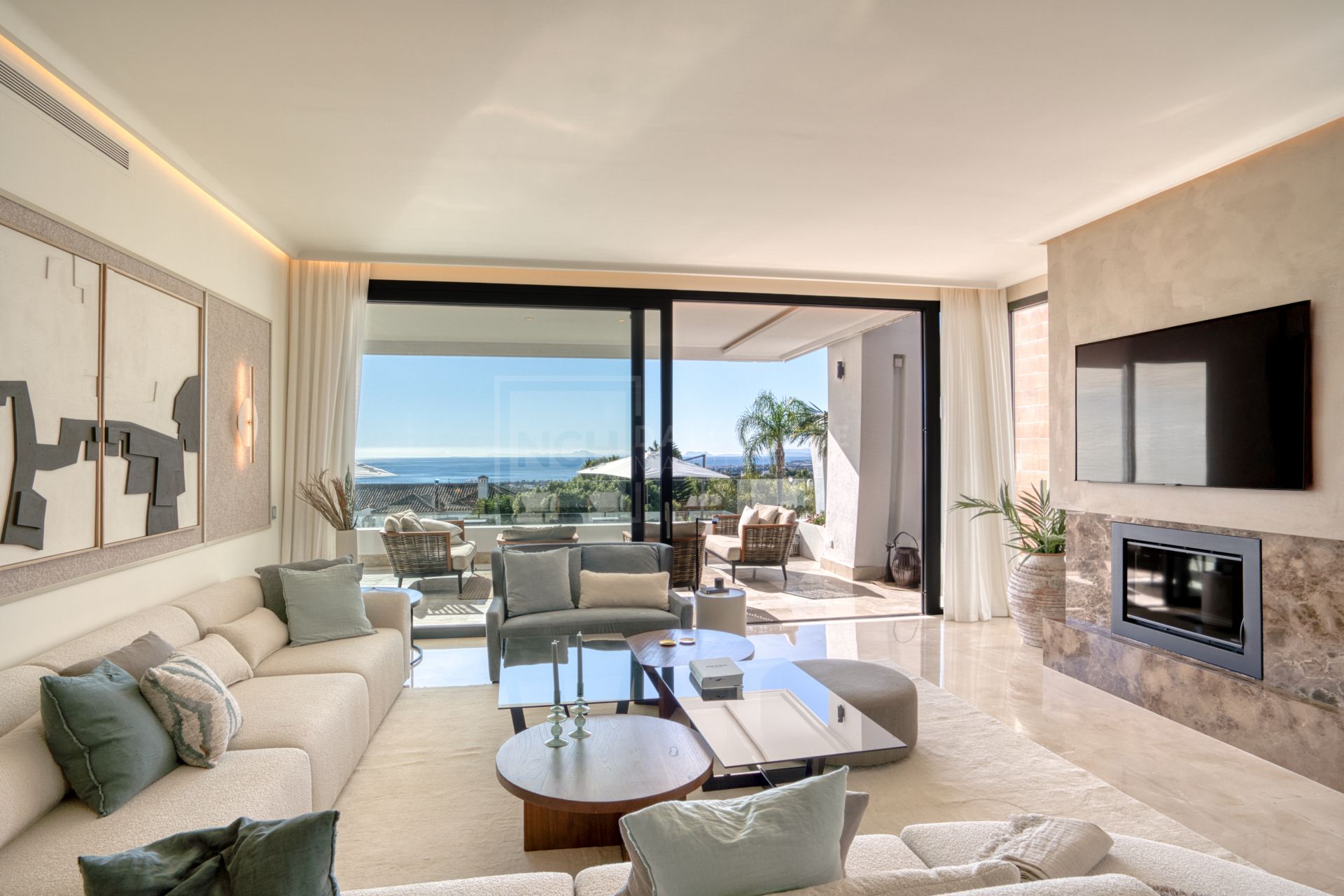 4-BEDROOM LUXURY APARTMENT IN SIERRA BLANCA MARBELLA