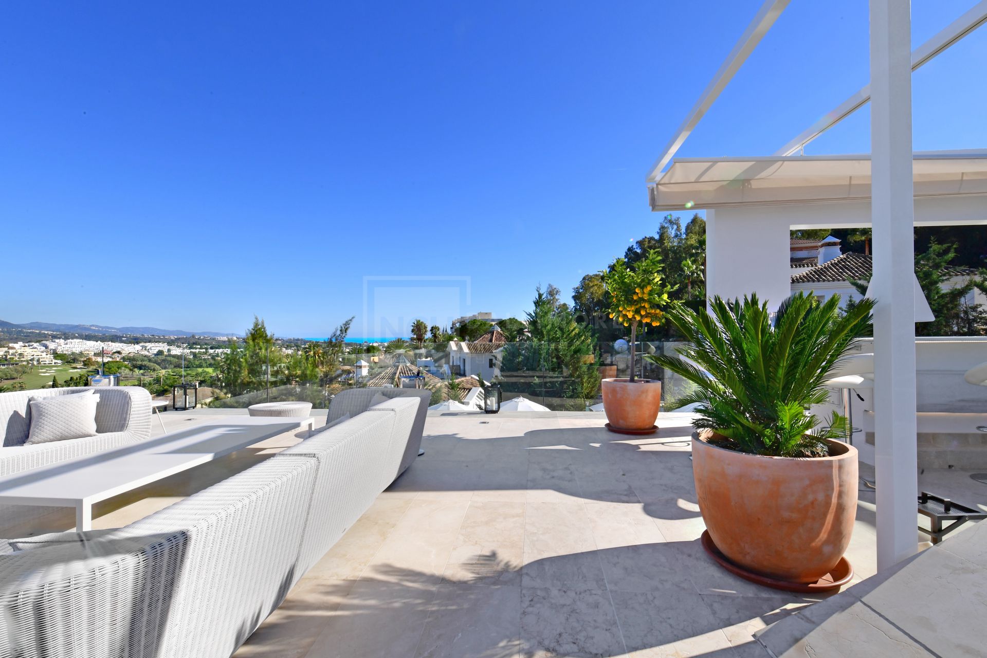 MODERN 7-BEDROOM MASTERPIECE IN NUEVA ANDALUCÍA’S PRESTIGIOUS GOLF VALLEY