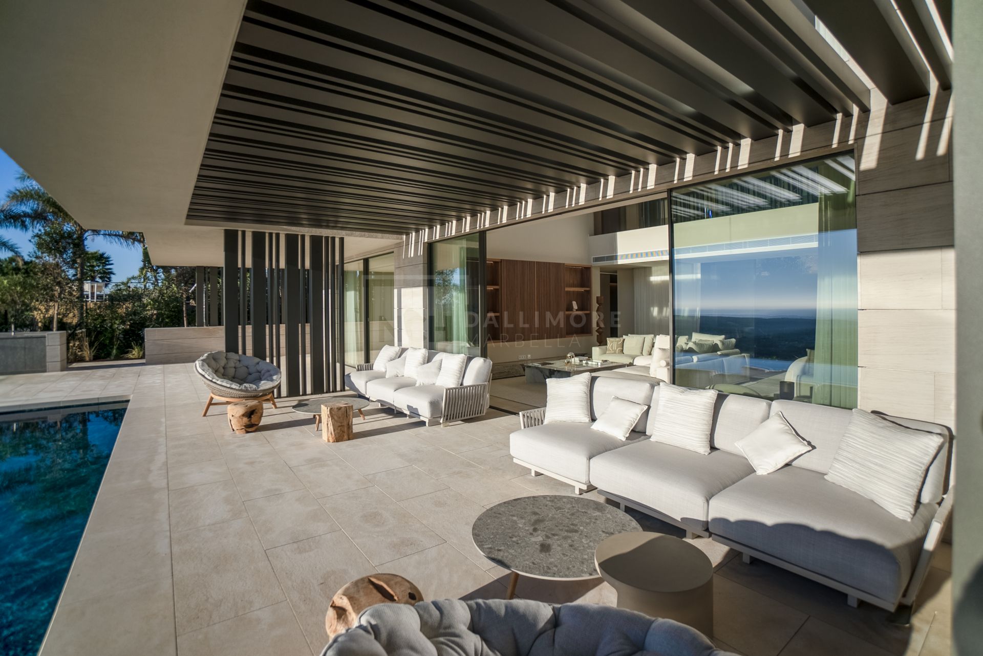 SUPERB 6 BEDROOM NEW MODERN VILLA PANORAMAH WITH PANORAMIC VIEWS AT LA RESERVA DE SOTOGRANDE