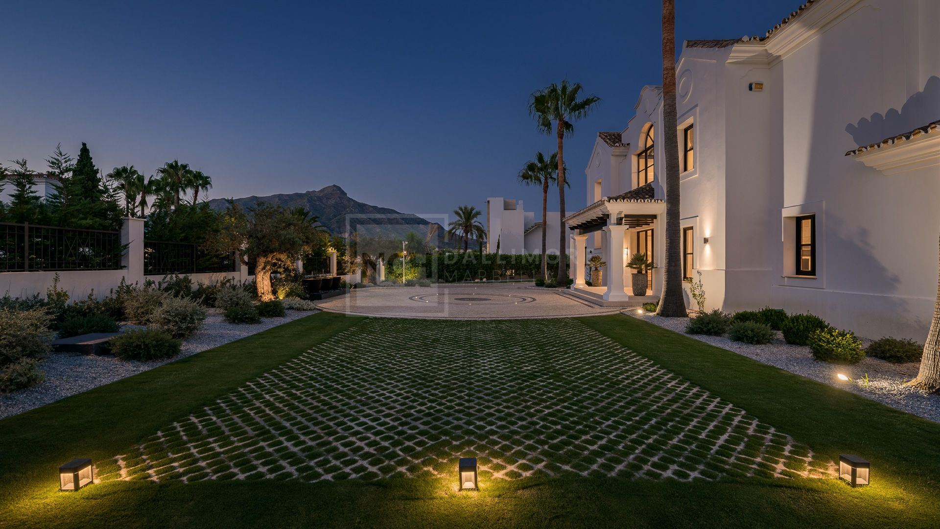 THE ULTIMATE LUXURY VILLA IN LA CERQUILLA, MARBELLA