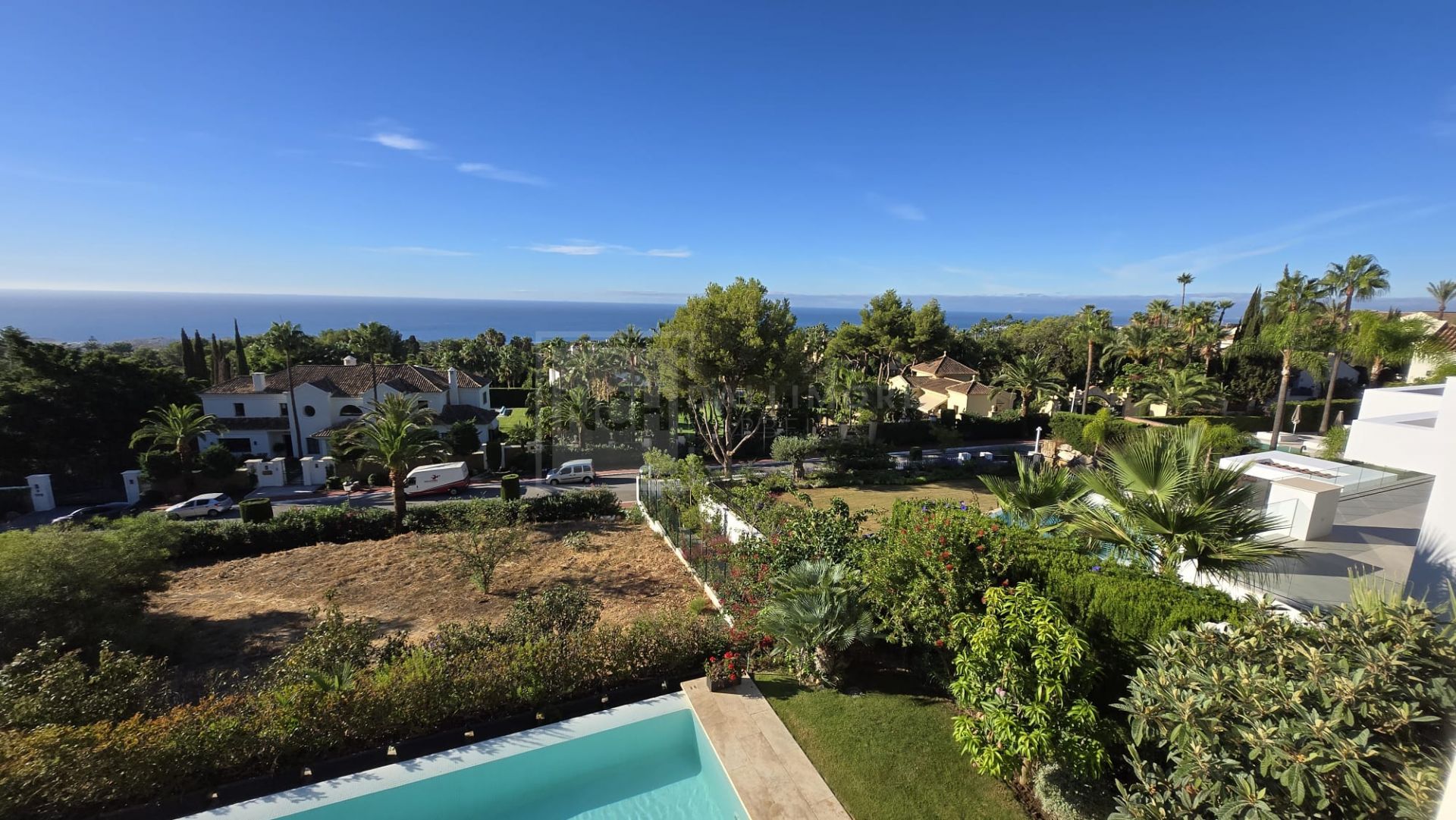 LUXURY VILLA LOCATED IN SIERRA BLANCA - MARBELLA