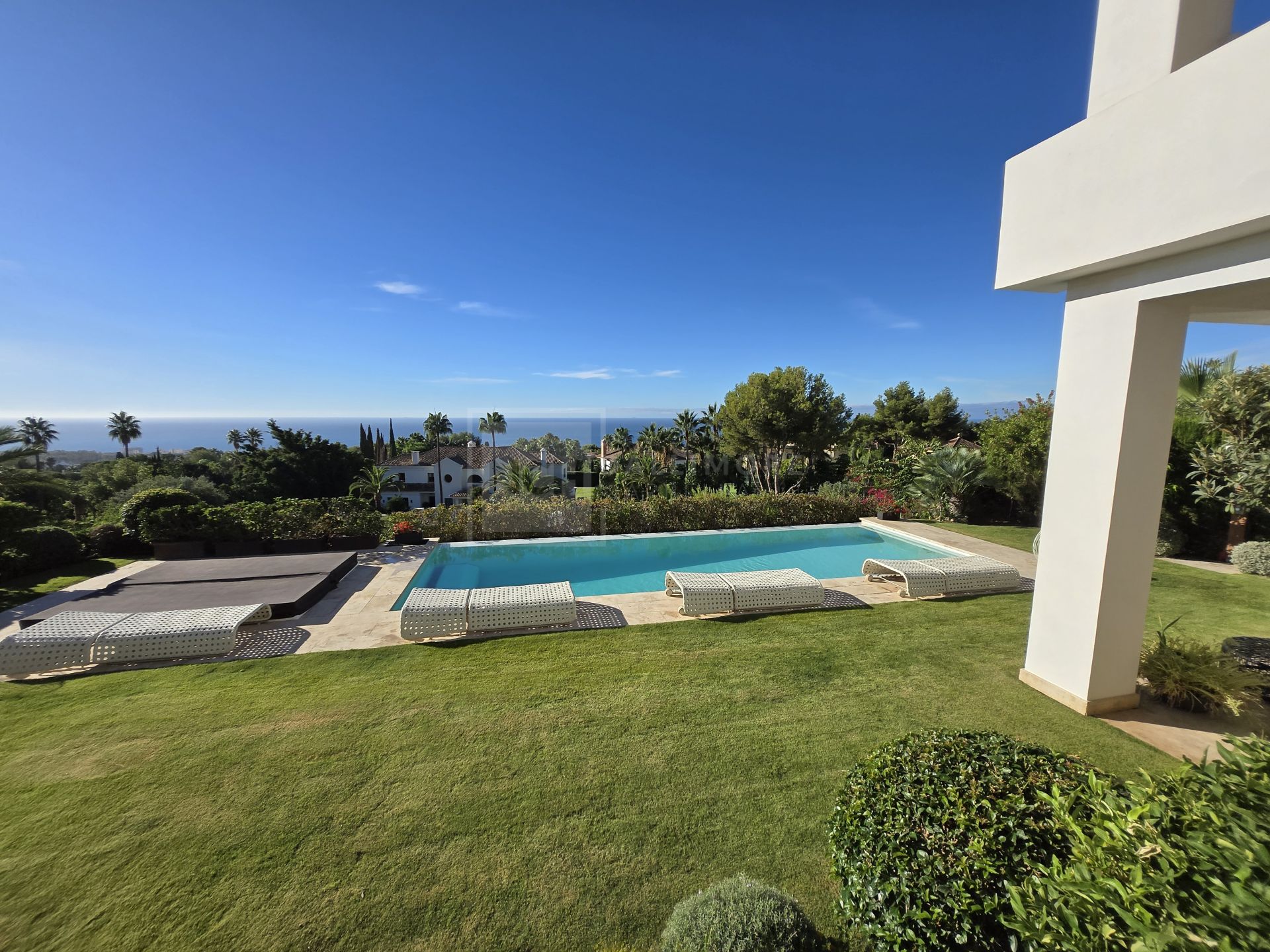 LUXURY VILLA LOCATED IN SIERRA BLANCA - MARBELLA