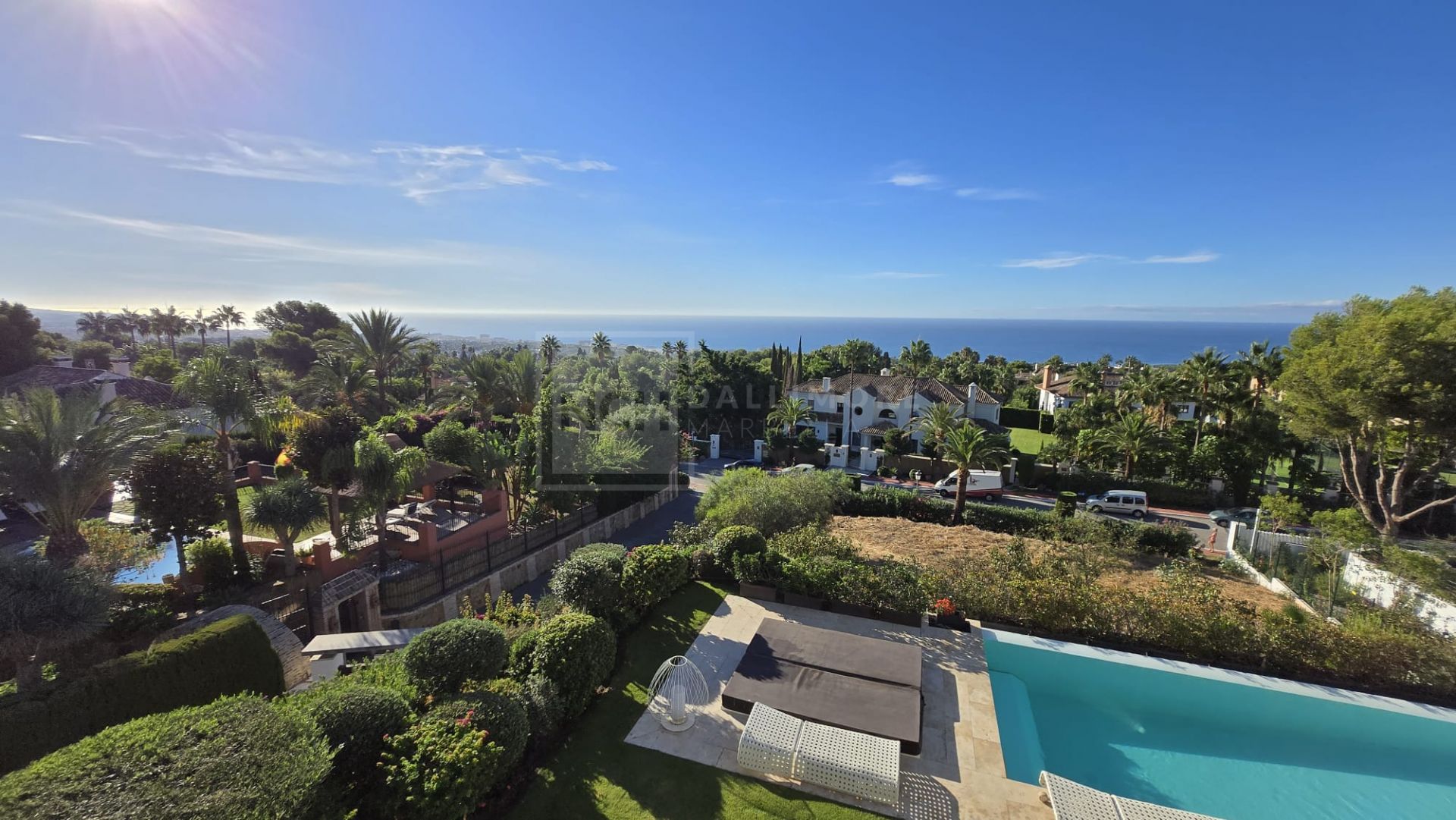 LUXURY VILLA LOCATED IN SIERRA BLANCA - MARBELLA