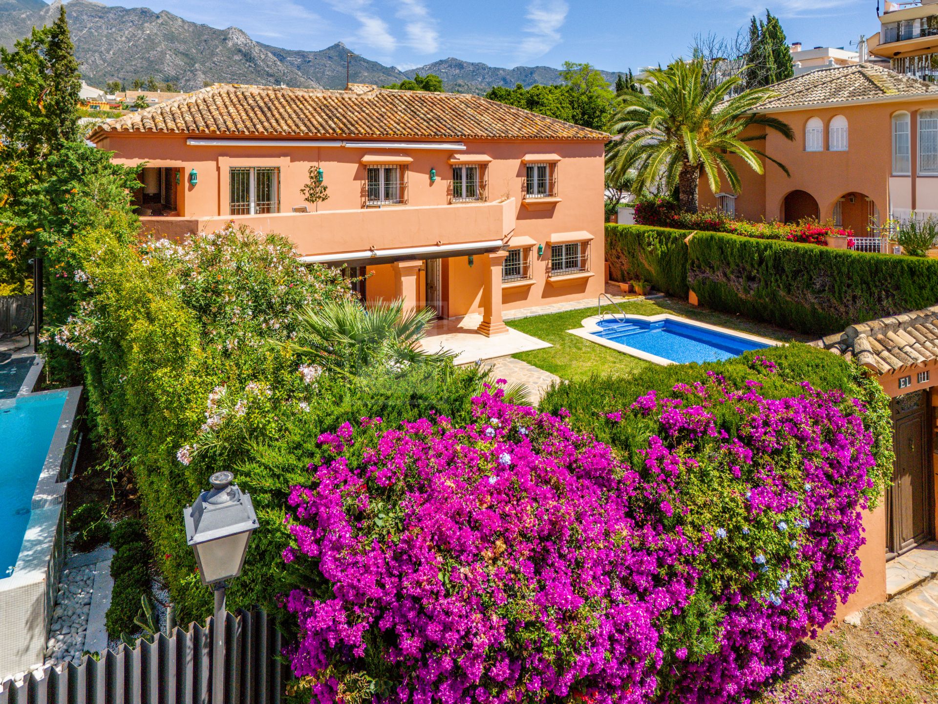 INVESTMENT VILLA LOCATED IN CASABLANCA, MARBELLA'S GOLDEN MILE