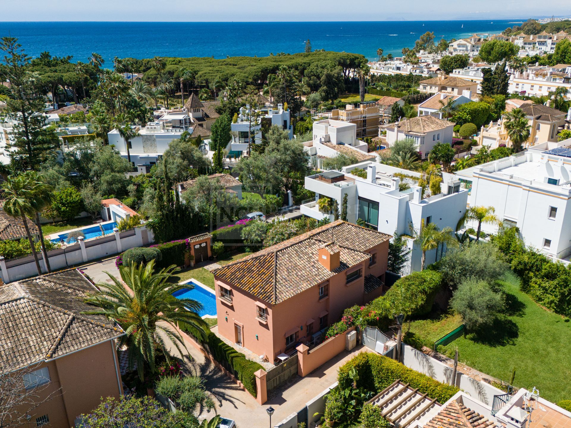 INVESTMENT VILLA LOCATED IN CASABLANCA, MARBELLA'S GOLDEN MILE