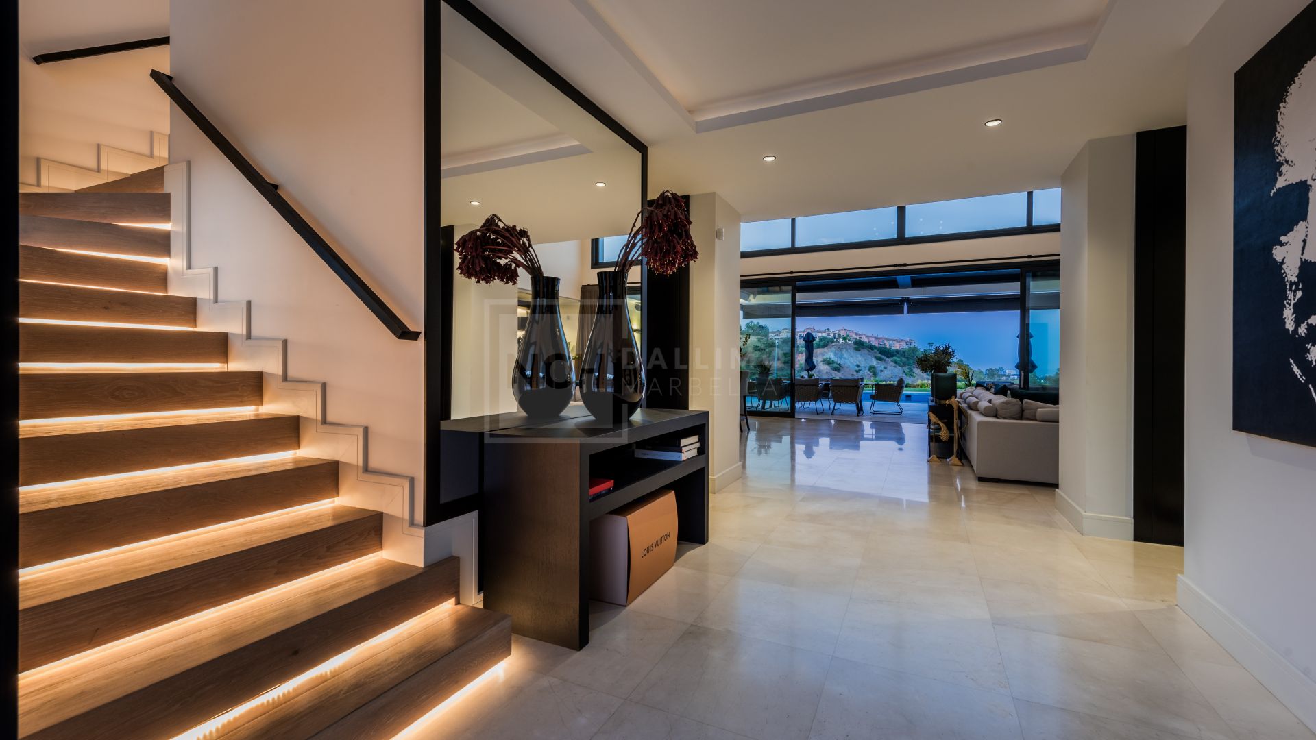 MODERN MANSION IN BENAHAVIS