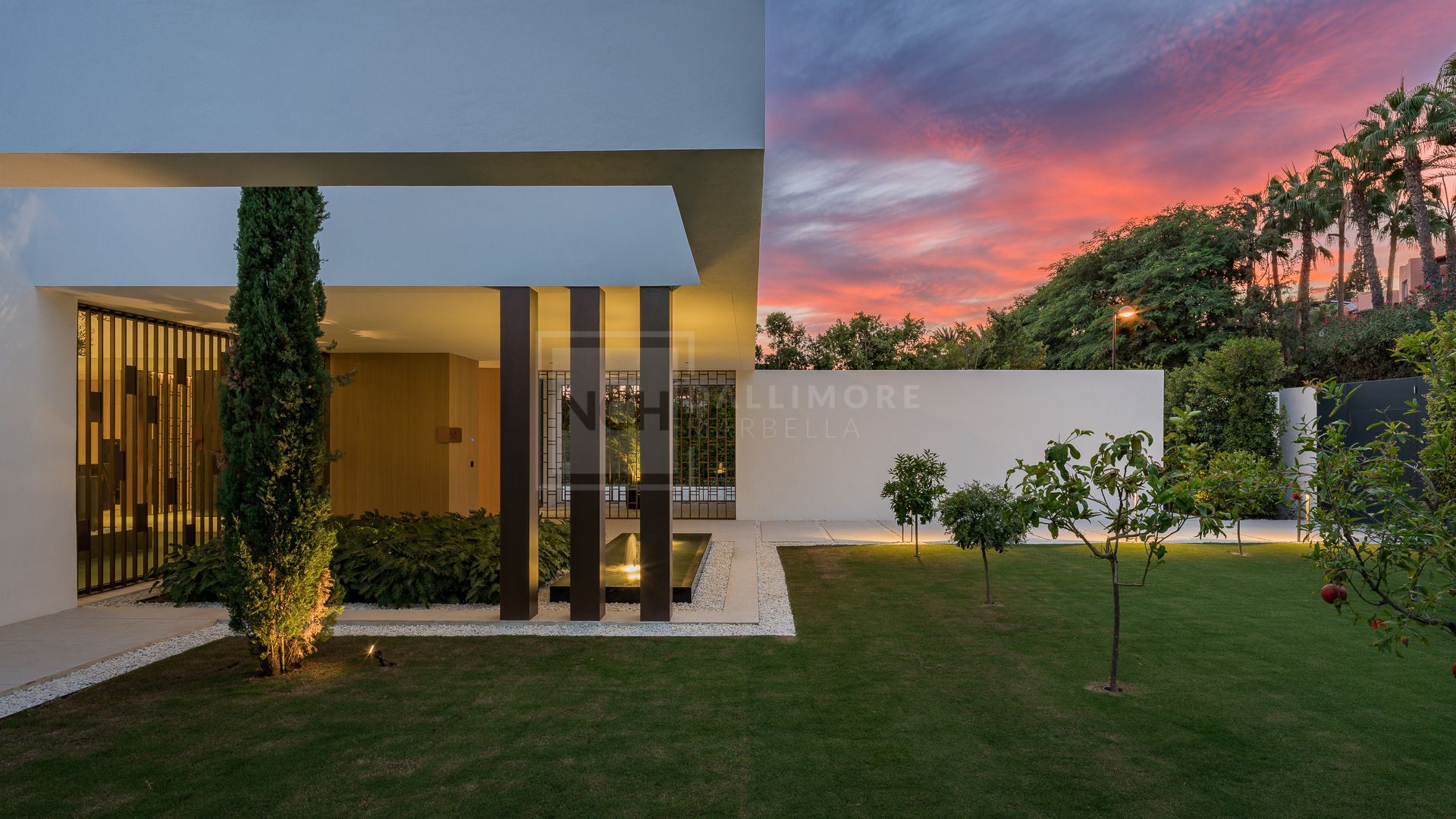 EXQUISITE CONTEMPORARY - VILLA ZERO - IN MARBELLA'S PRESTIGIOUS GOLDEN MILE