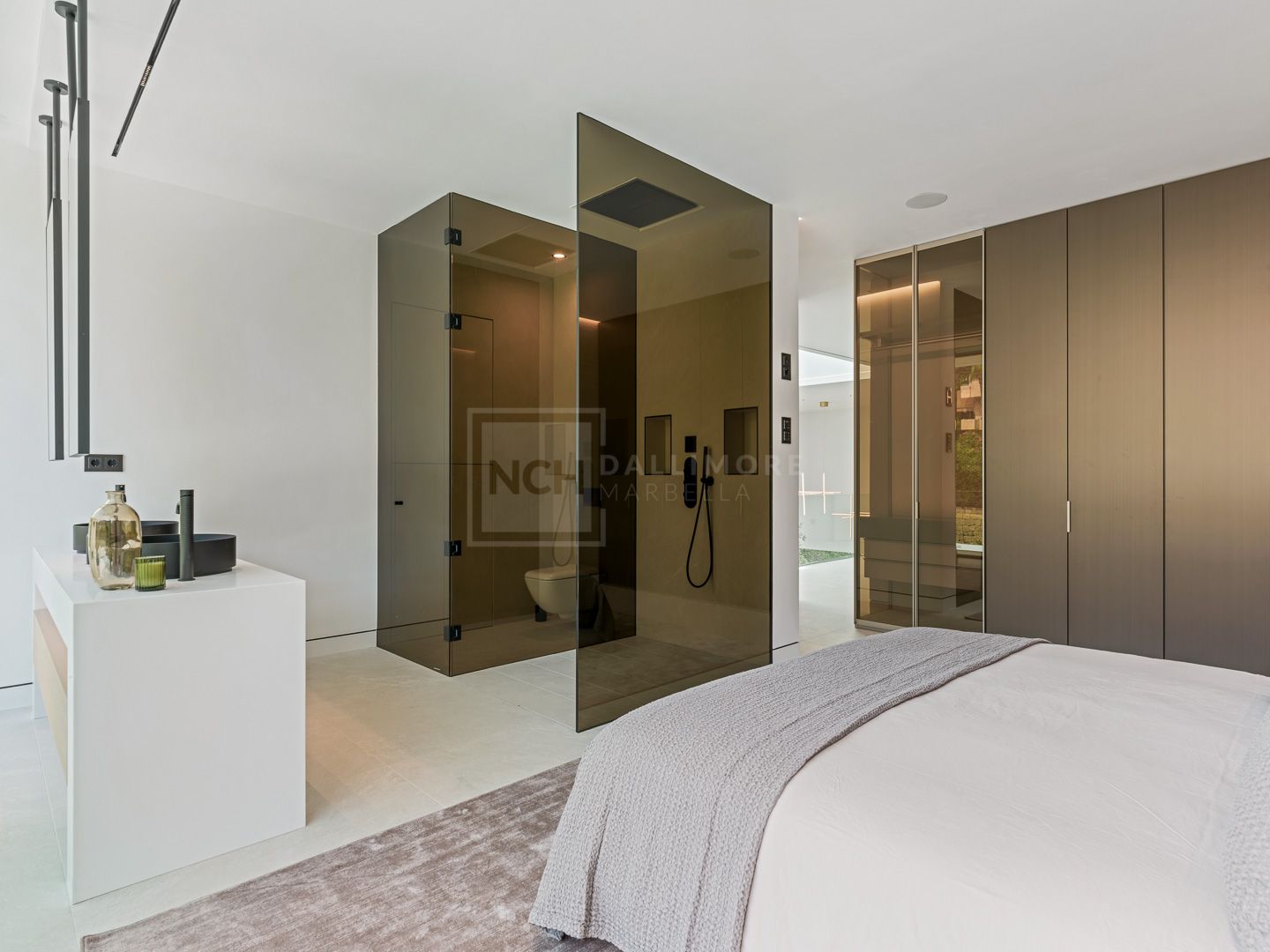 EXQUISITE CONTEMPORARY - VILLA ZERO - IN MARBELLA'S PRESTIGIOUS GOLDEN MILE