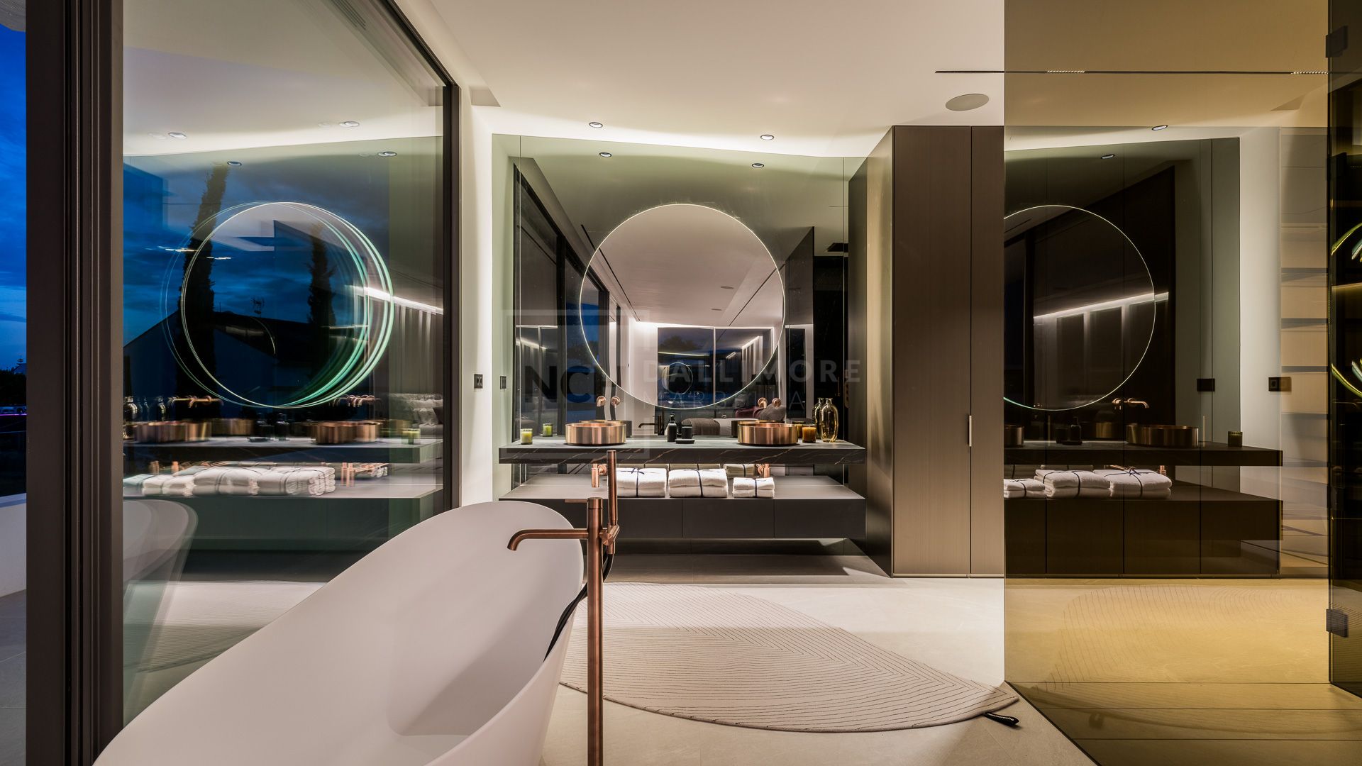 EXQUISITE CONTEMPORARY - VILLA ZERO - IN MARBELLA'S PRESTIGIOUS GOLDEN MILE