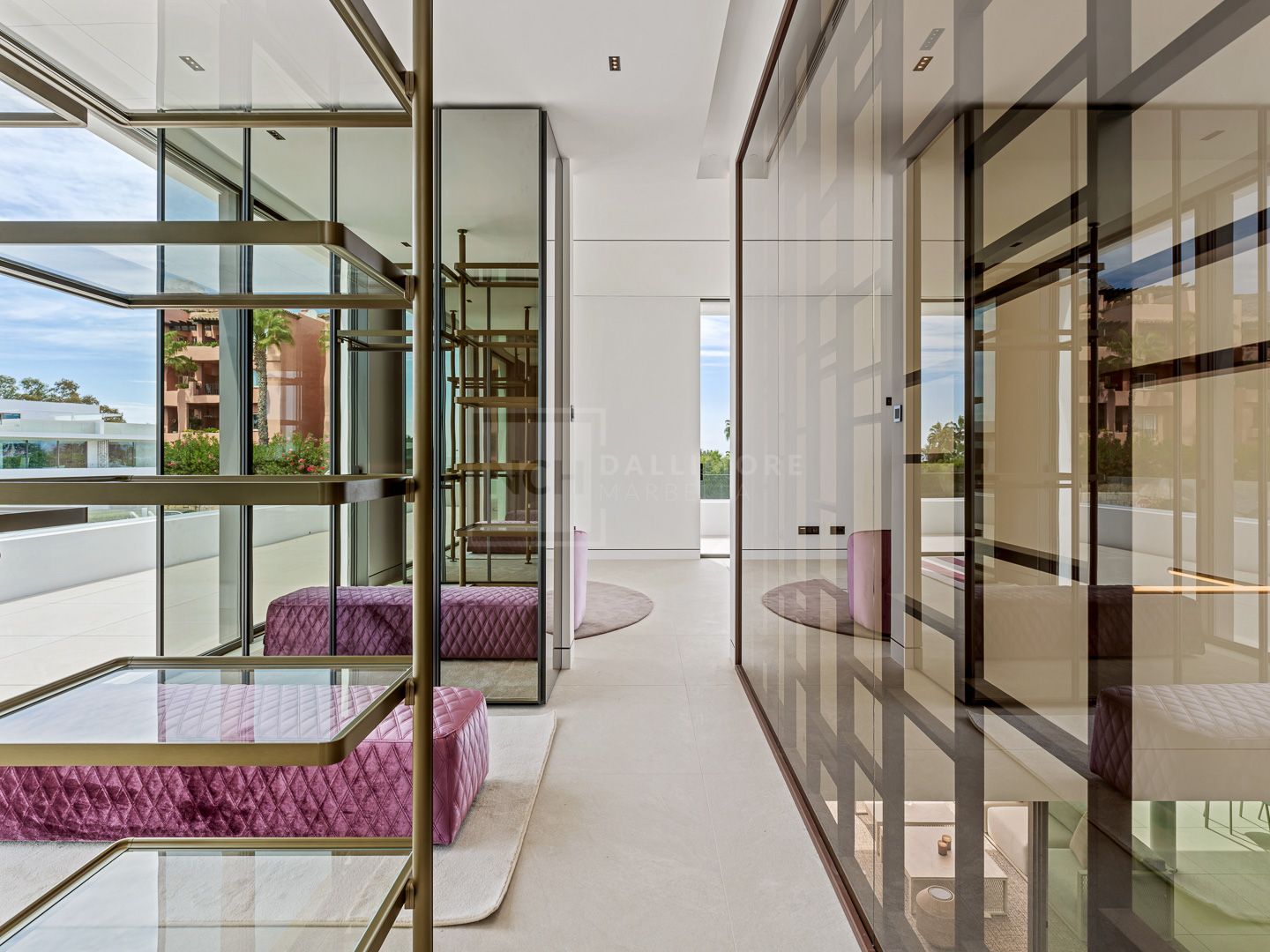 EXQUISITE CONTEMPORARY - VILLA ZERO - IN MARBELLA'S PRESTIGIOUS GOLDEN MILE