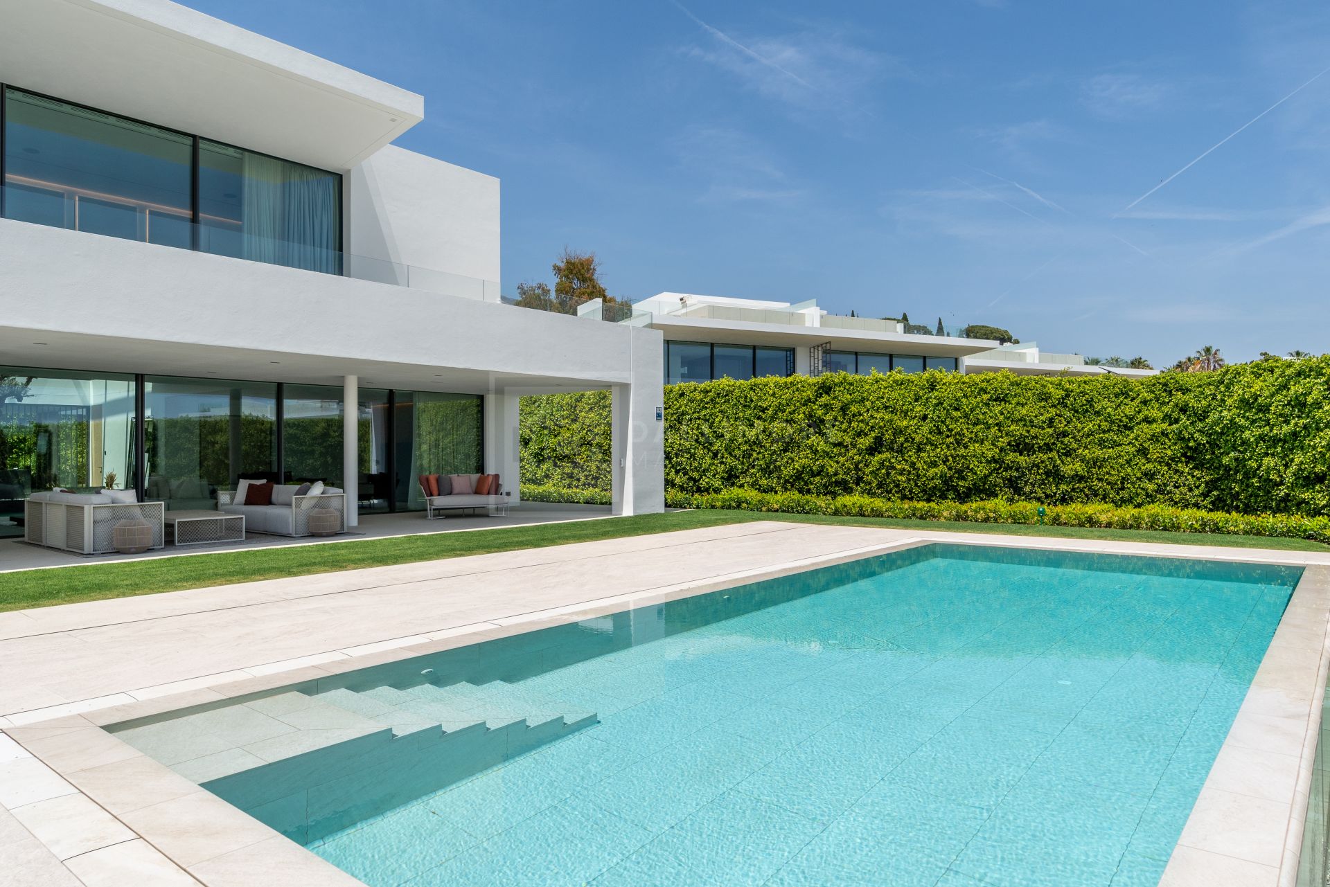 EXQUISITE CONTEMPORARY - VILLA ZERO - IN MARBELLA'S PRESTIGIOUS GOLDEN MILE