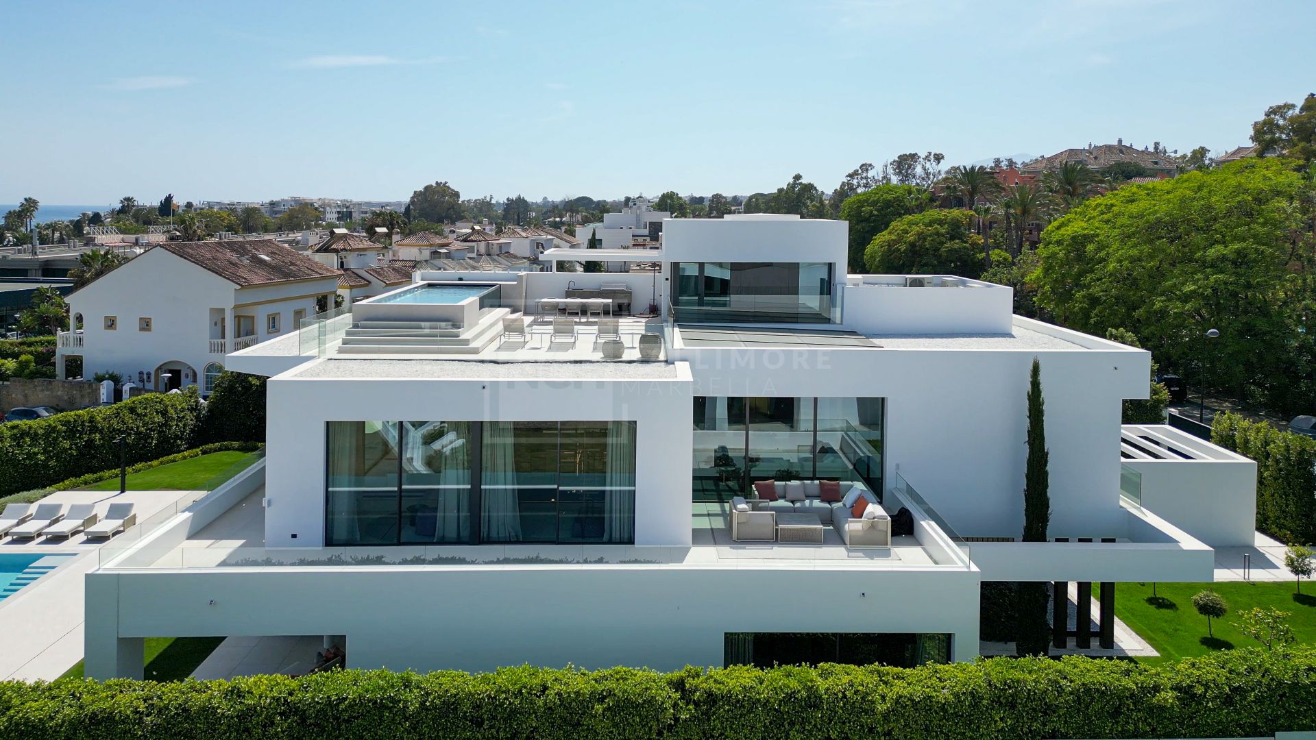 EXQUISITE CONTEMPORARY - VILLA ZERO - IN MARBELLA'S PRESTIGIOUS GOLDEN MILE