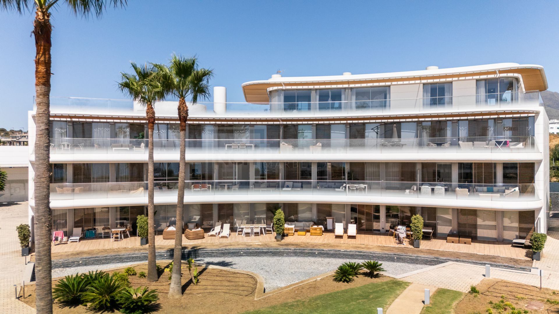 2-BEDROOM FRONT LINE BEACH APARTMENT LOCATED IN THE EDGE IN ESTEPONA